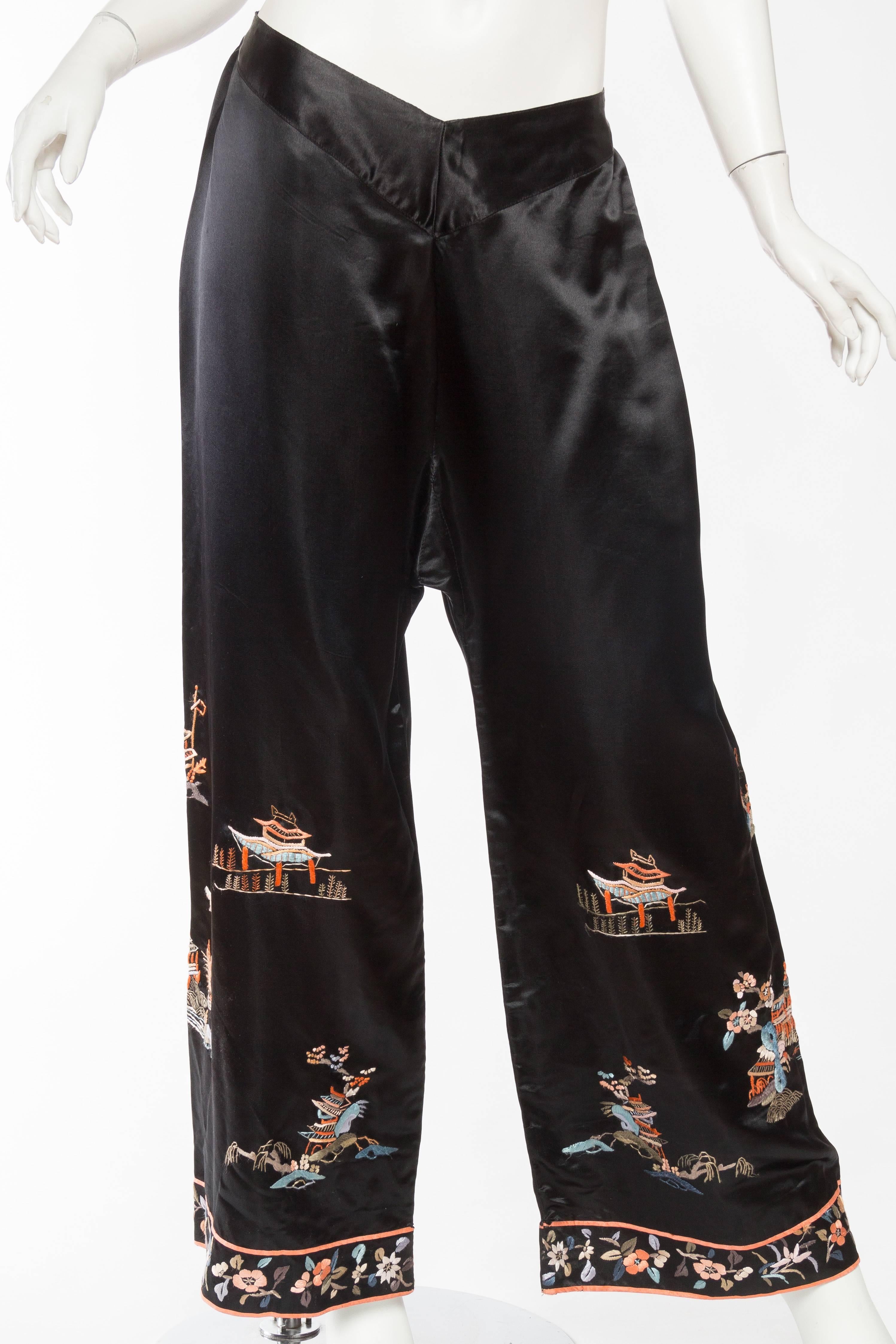 Women's 1920S Black Silk Satin Chinese Embroidered Pajamas Set
