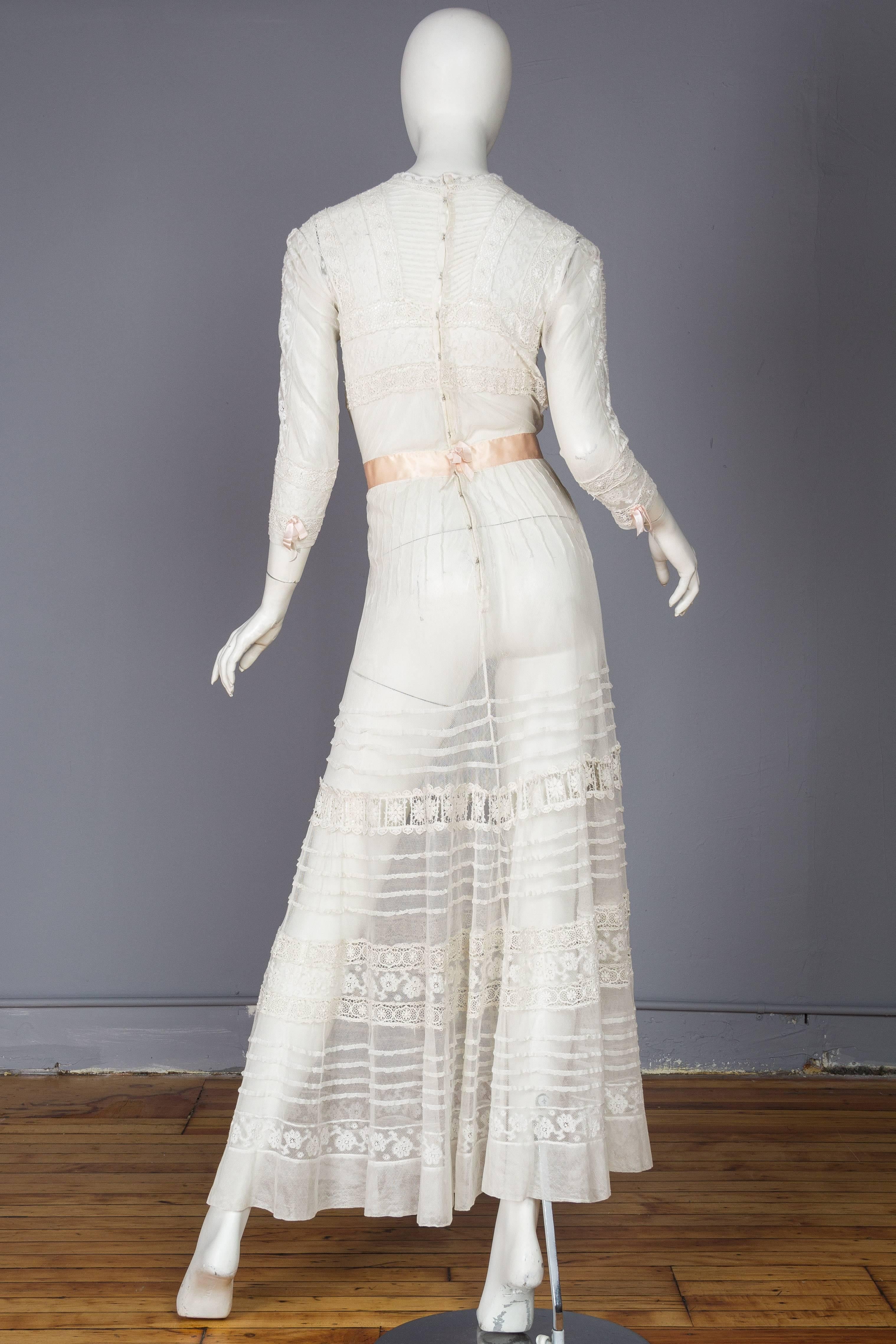 1900S Ivory Cotton Tulle & Lace Antique Tea Dress With Exceptional Detailing For Sale 1