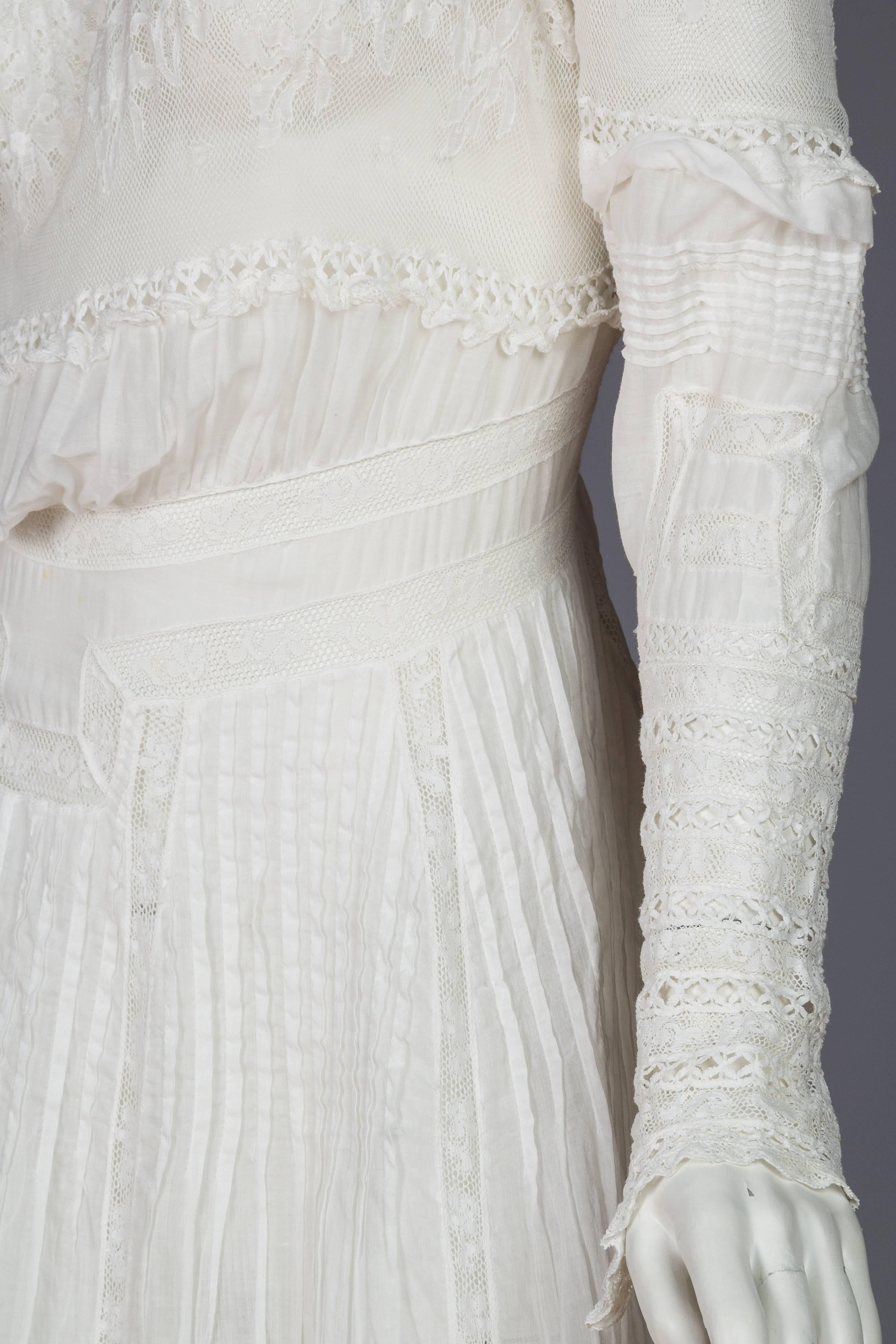 Circa 1900 Victorian Lace and Cotton Tea Dress 2