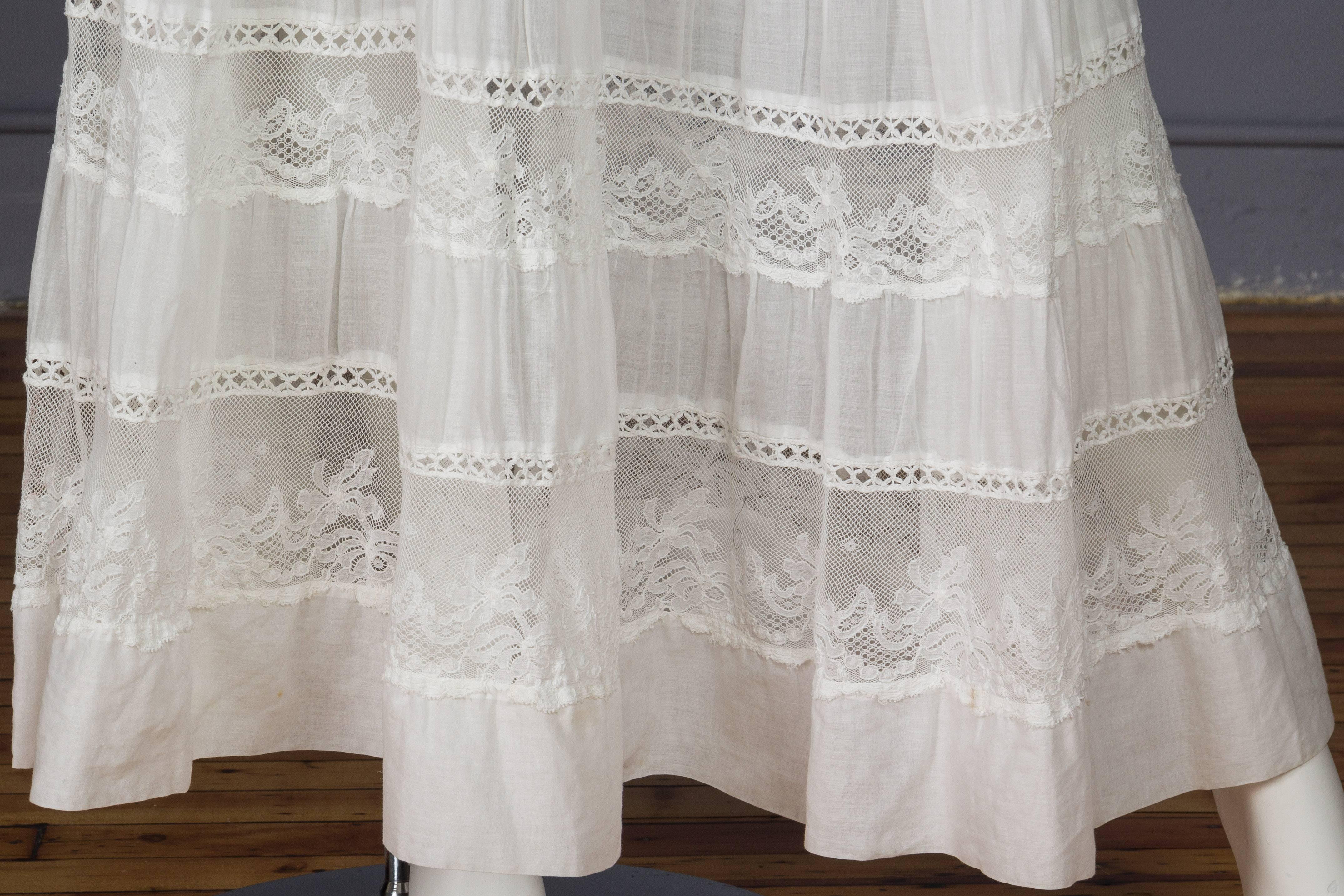 Circa 1900 Victorian Lace and Cotton Tea Dress 3