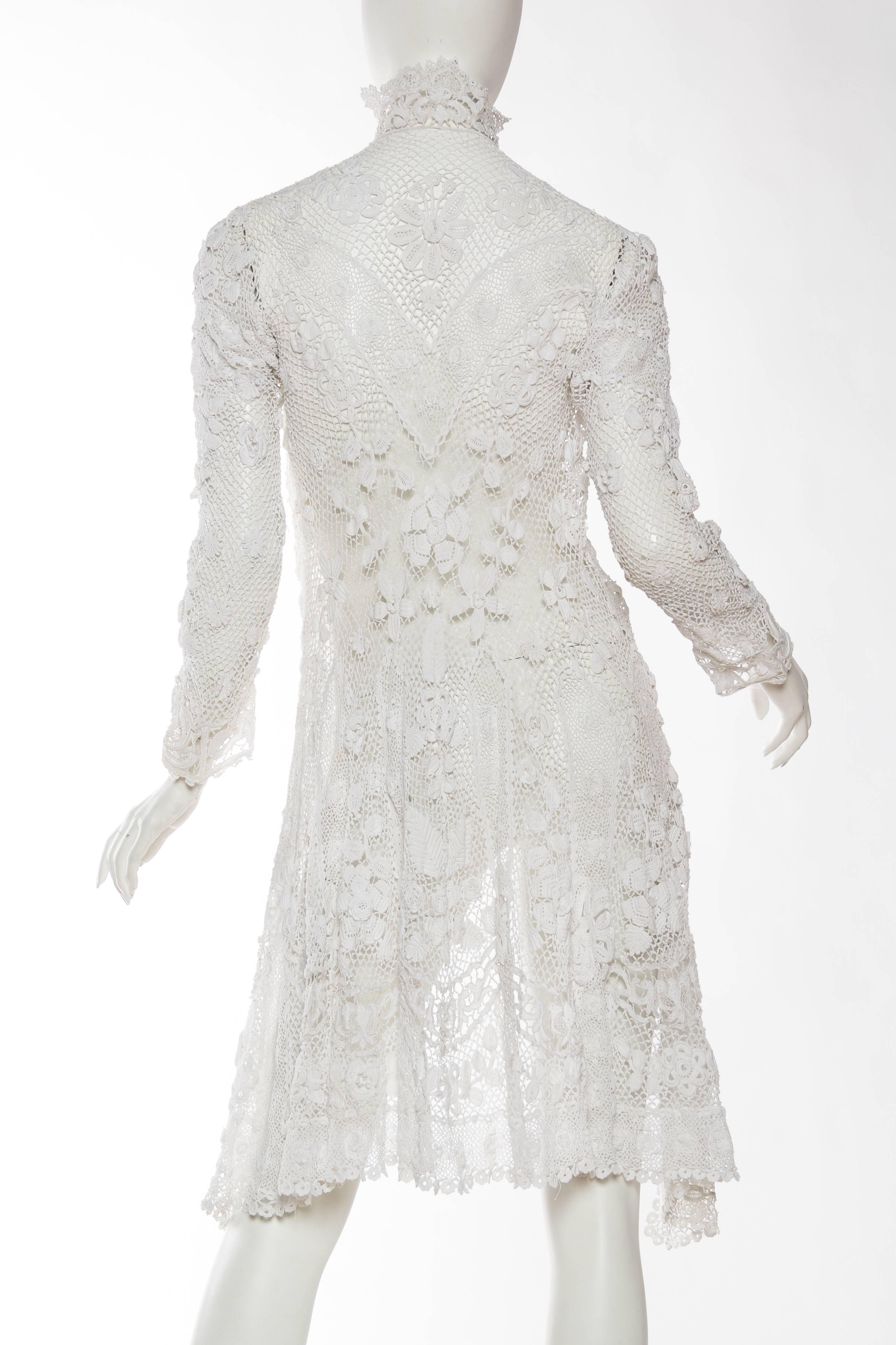 Very Fine Hand Worked Victorian Irish Crochet Lace Jacket In Excellent Condition In New York, NY