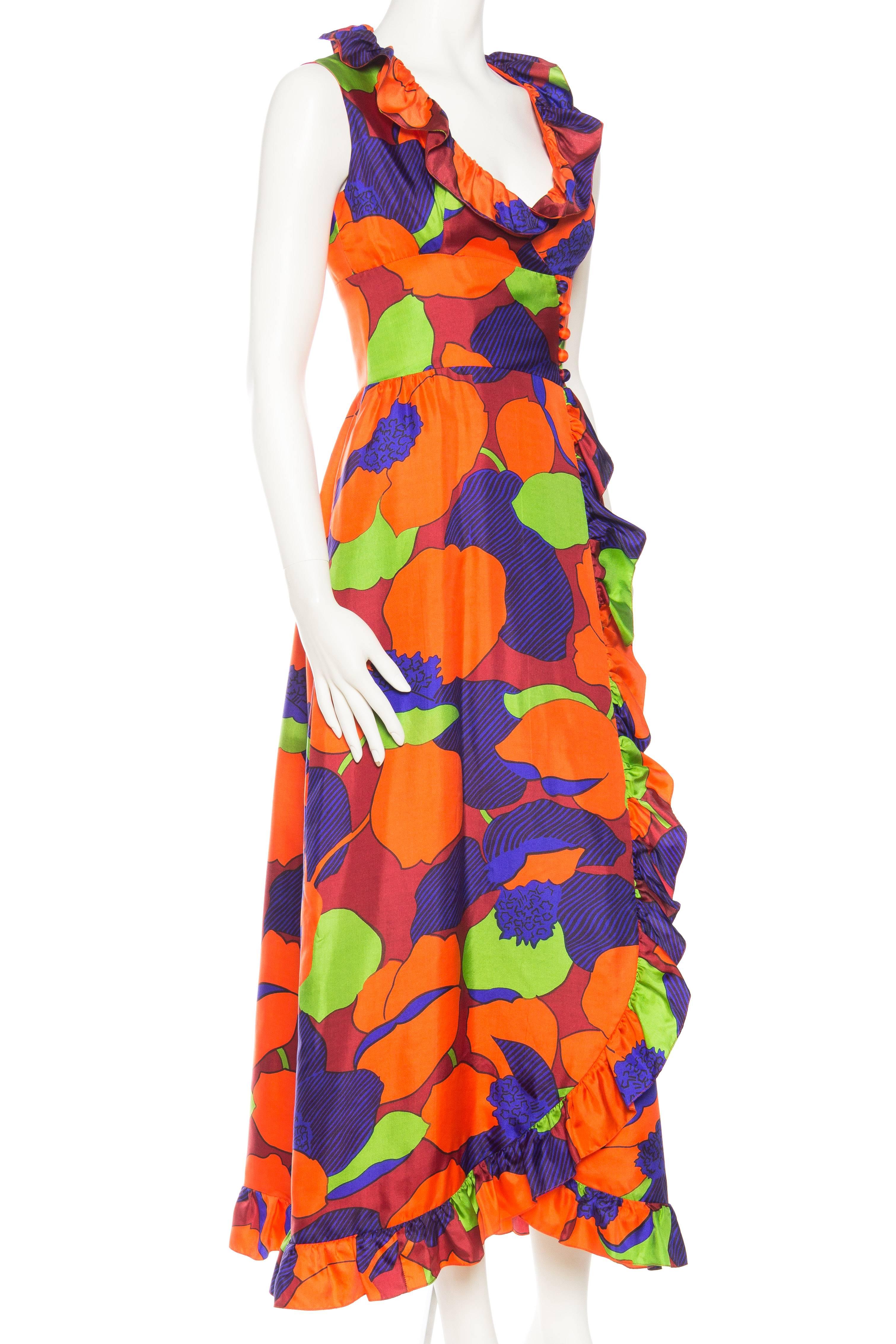 1960S Red & Orange Ruffled Silk Dress With Slit In Good Condition For Sale In New York, NY