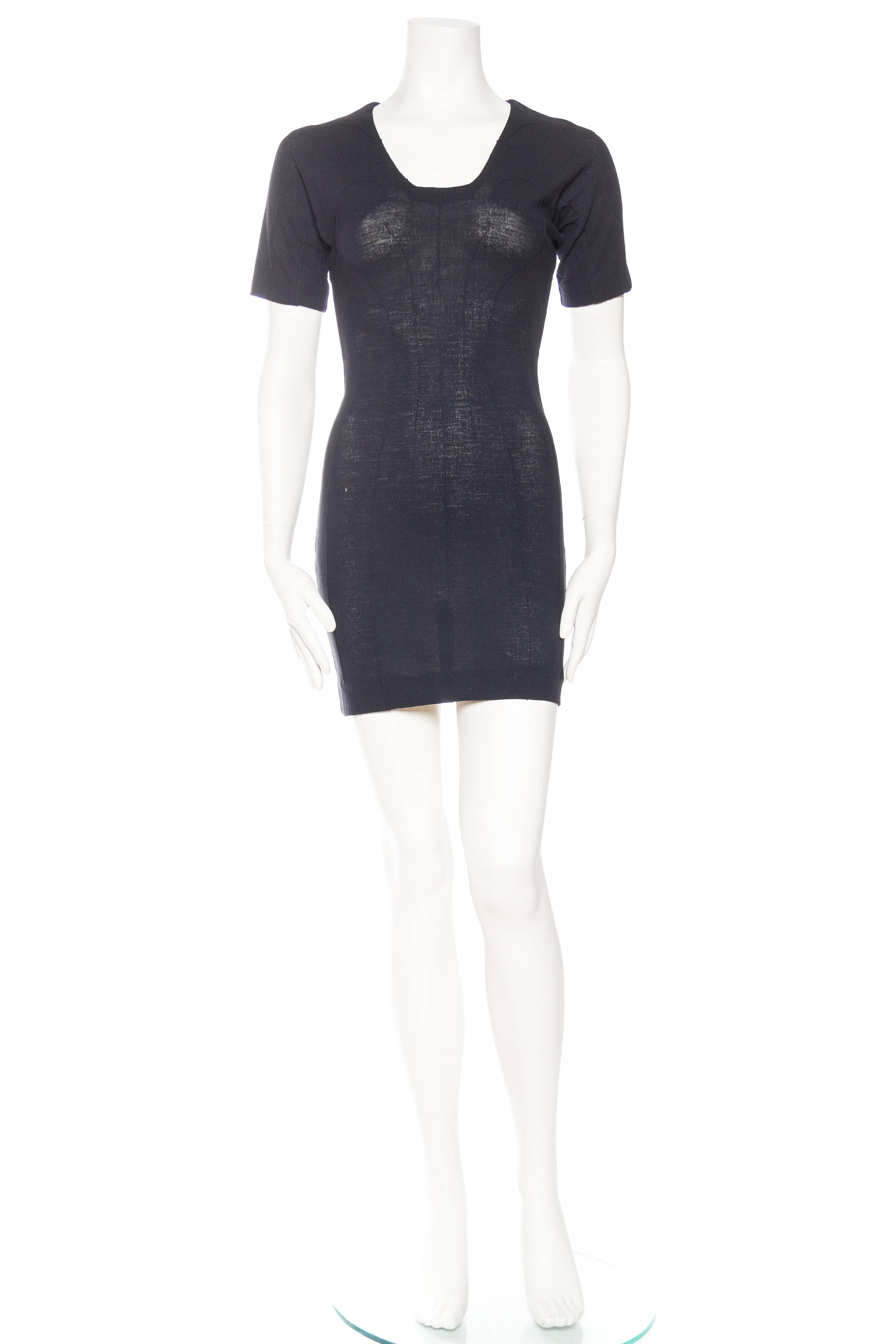 1990S SHILLA POR GIBO Black Rayon Blend Jersey Short Sleeve Body-Con Cocktail Dress With Spiral Stitching