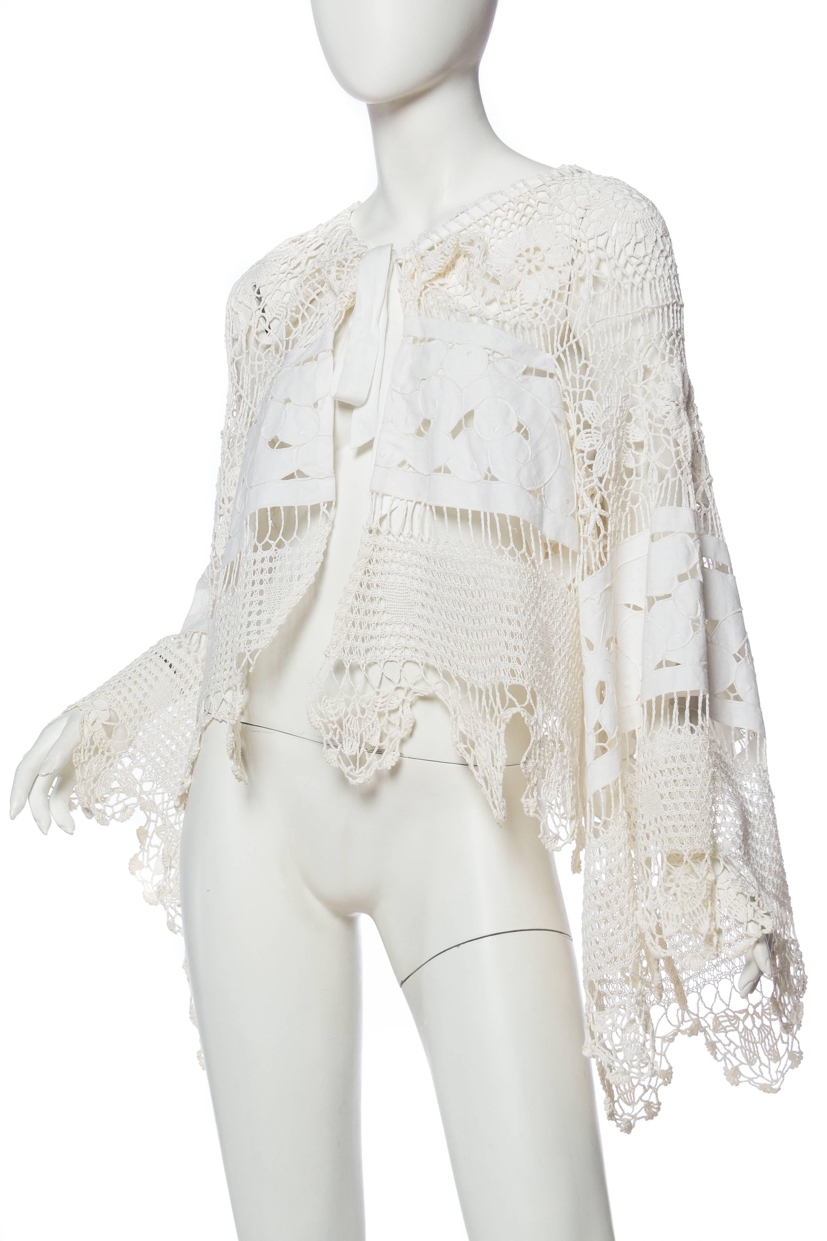 Women's Oversized Bell Sleeved Vintage Lace Jacket