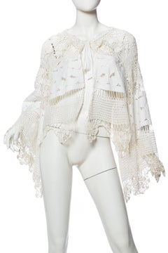 Oversized Bell Sleeved Vintage Lace Jacket