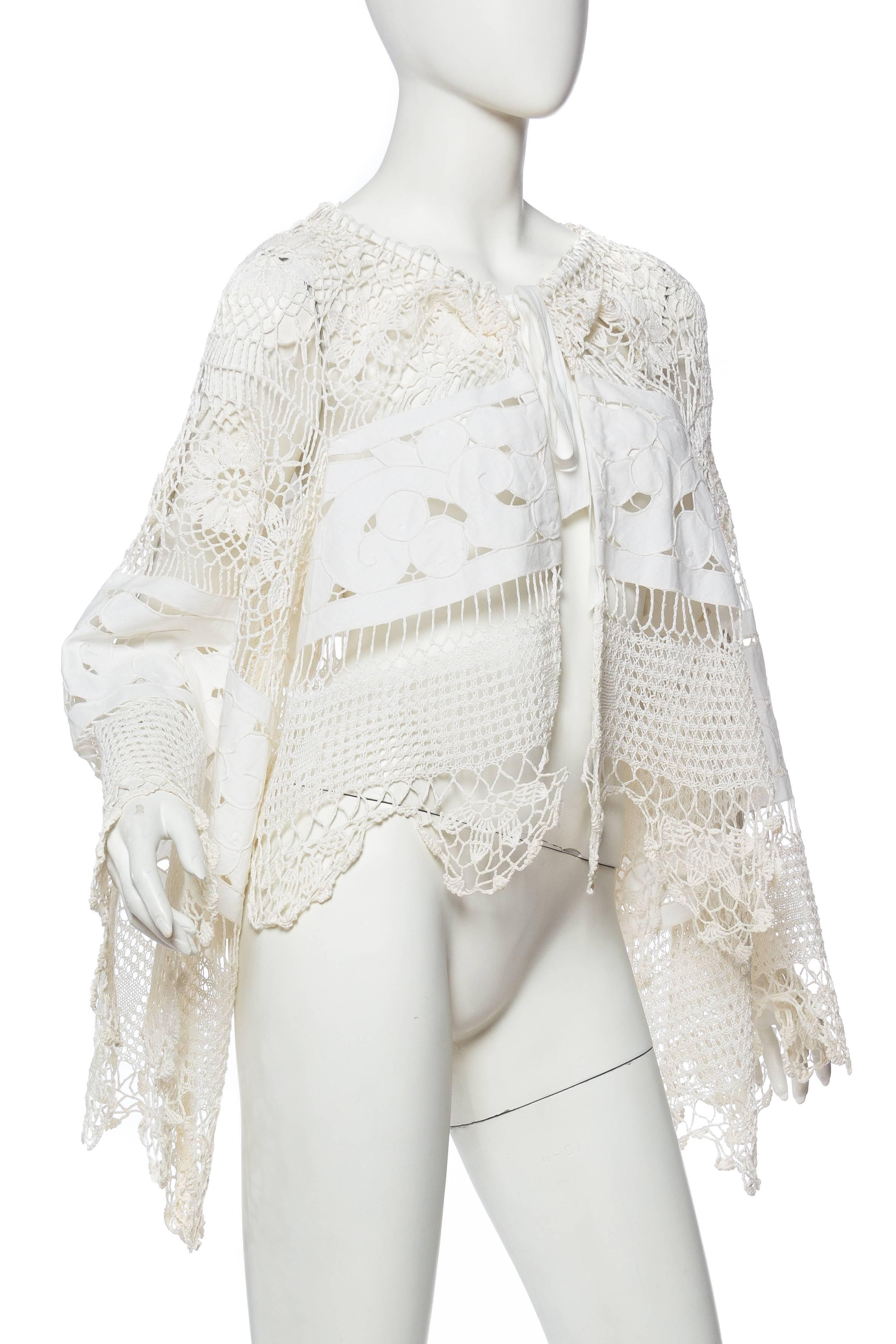 Oversized Bell Sleeved Vintage Lace Jacket In Excellent Condition In New York, NY