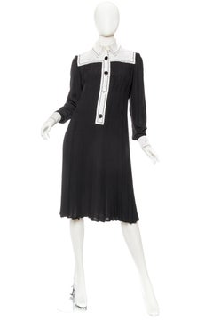 1960S PERTEGAZ COUTURE Black & White Silk Pleated Mod Dress