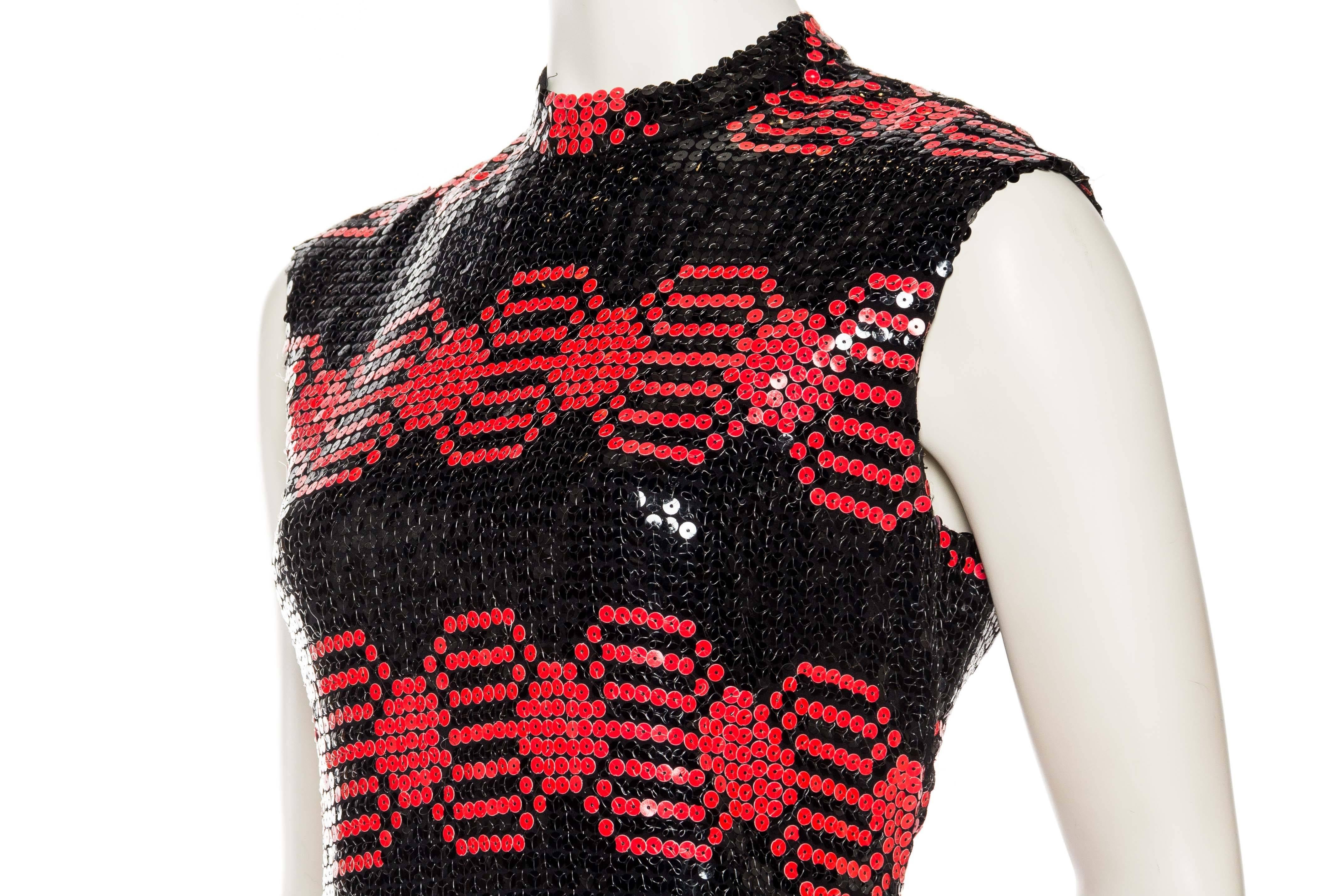 1960S ADELE SIMPSON Black & Red Silk Chiffon Oil Slick Op-Art Geometric Sequin  In Excellent Condition For Sale In New York, NY