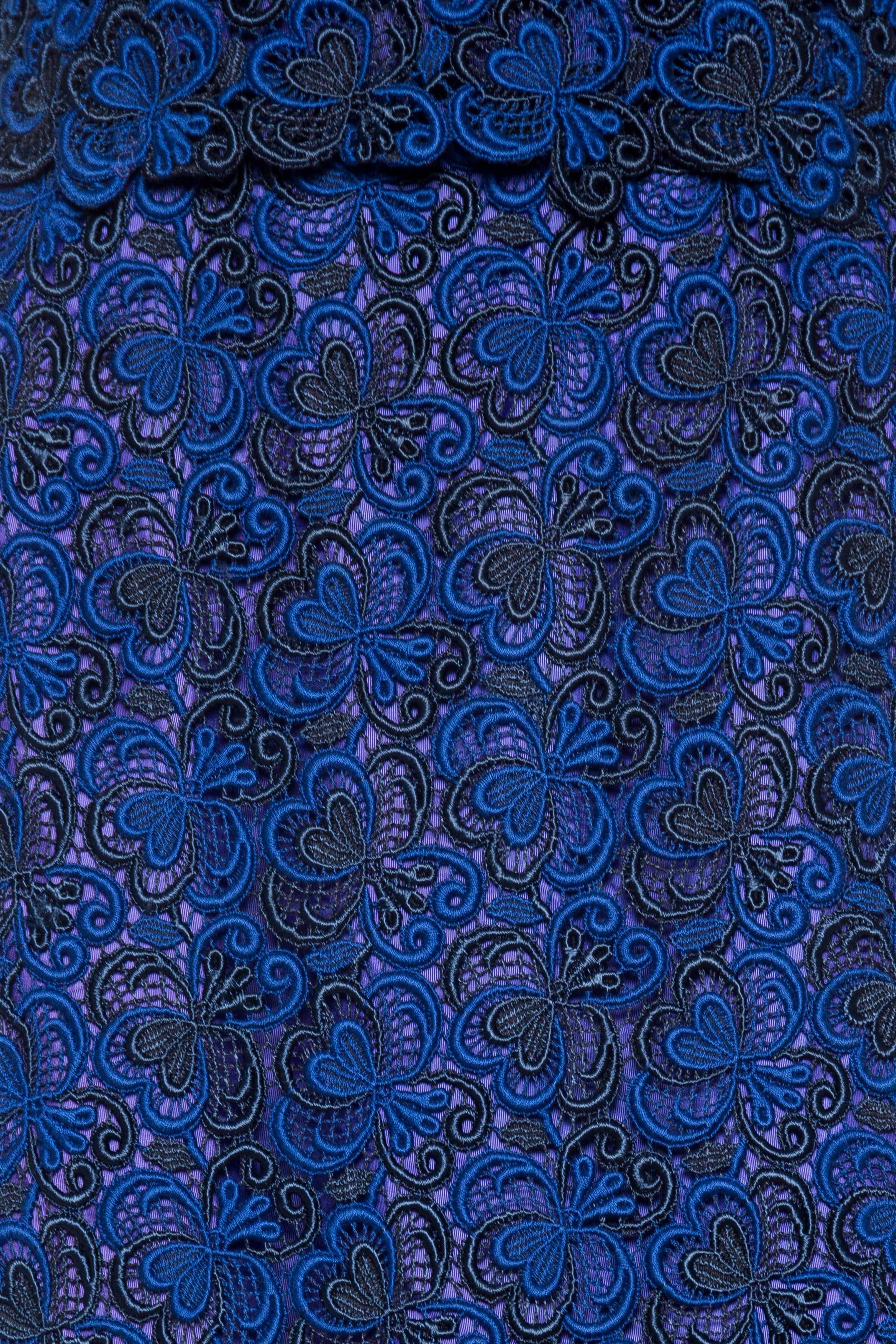 1950S Black & Sapphire Blue  Rayon Lace Cocktail Dress For Sale 3