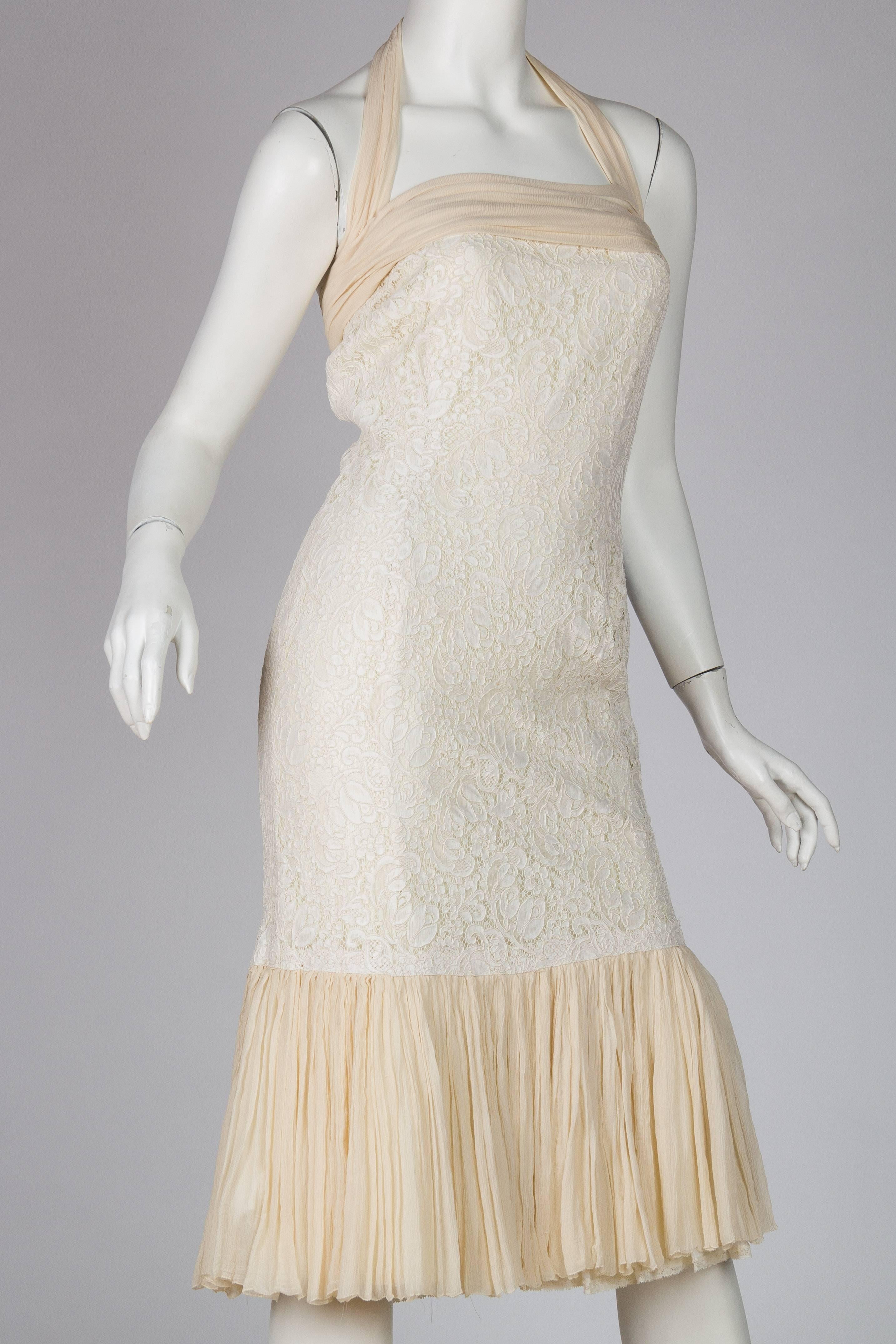 1950S Off White Rayon & Silk Lace Chiffon Fitted Little Cocktail Dress In Excellent Condition For Sale In New York, NY