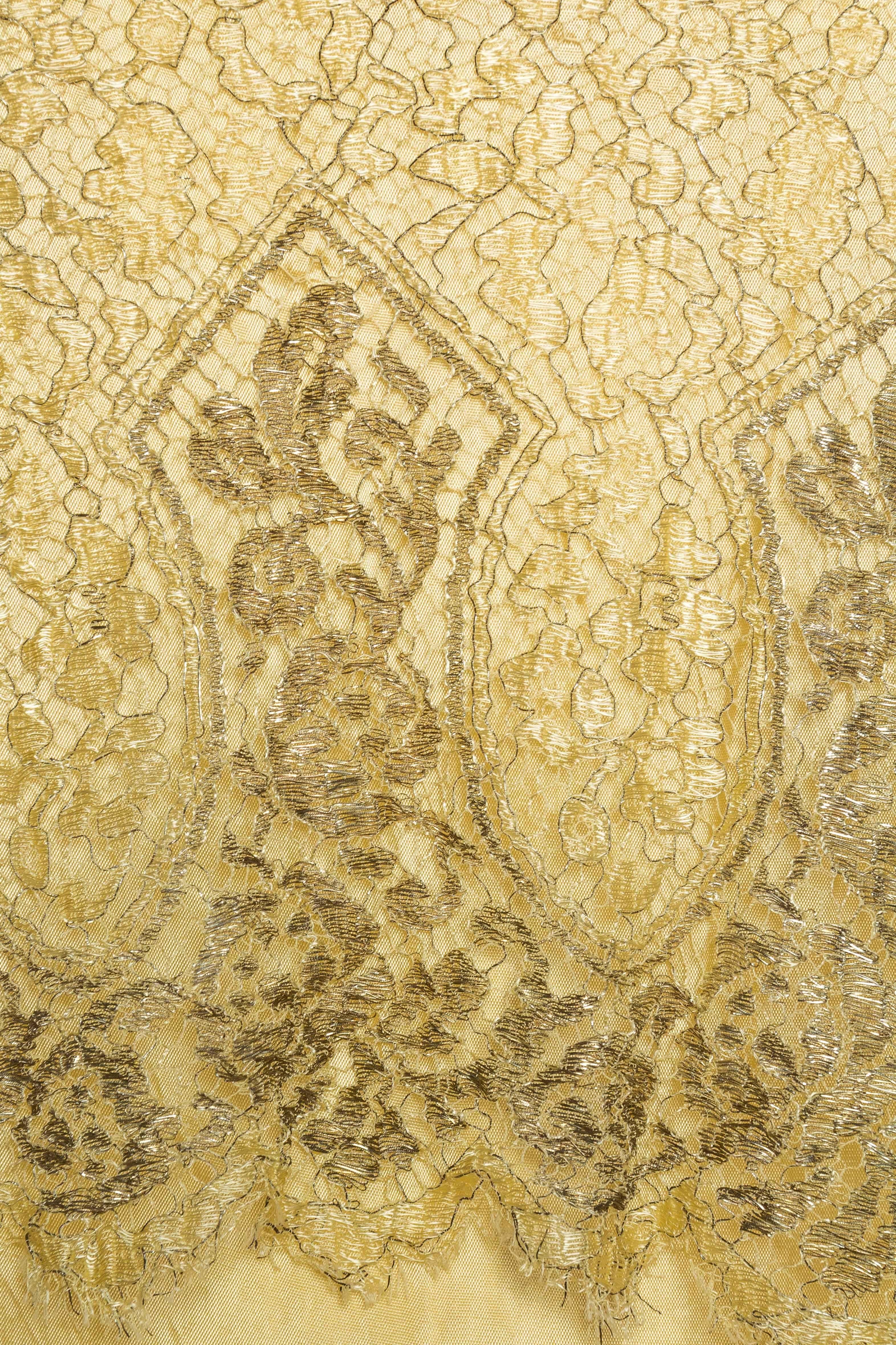 1920S Yellow Silk Chiffon & Silver Lamé Lace Flapper Cocktail Dress For Sale 3