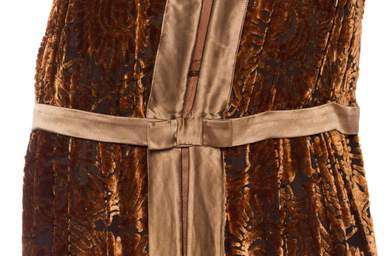 1920S Caramel Brown Silk Floral Burnout Velvet Cocktail Dress For Sale 6