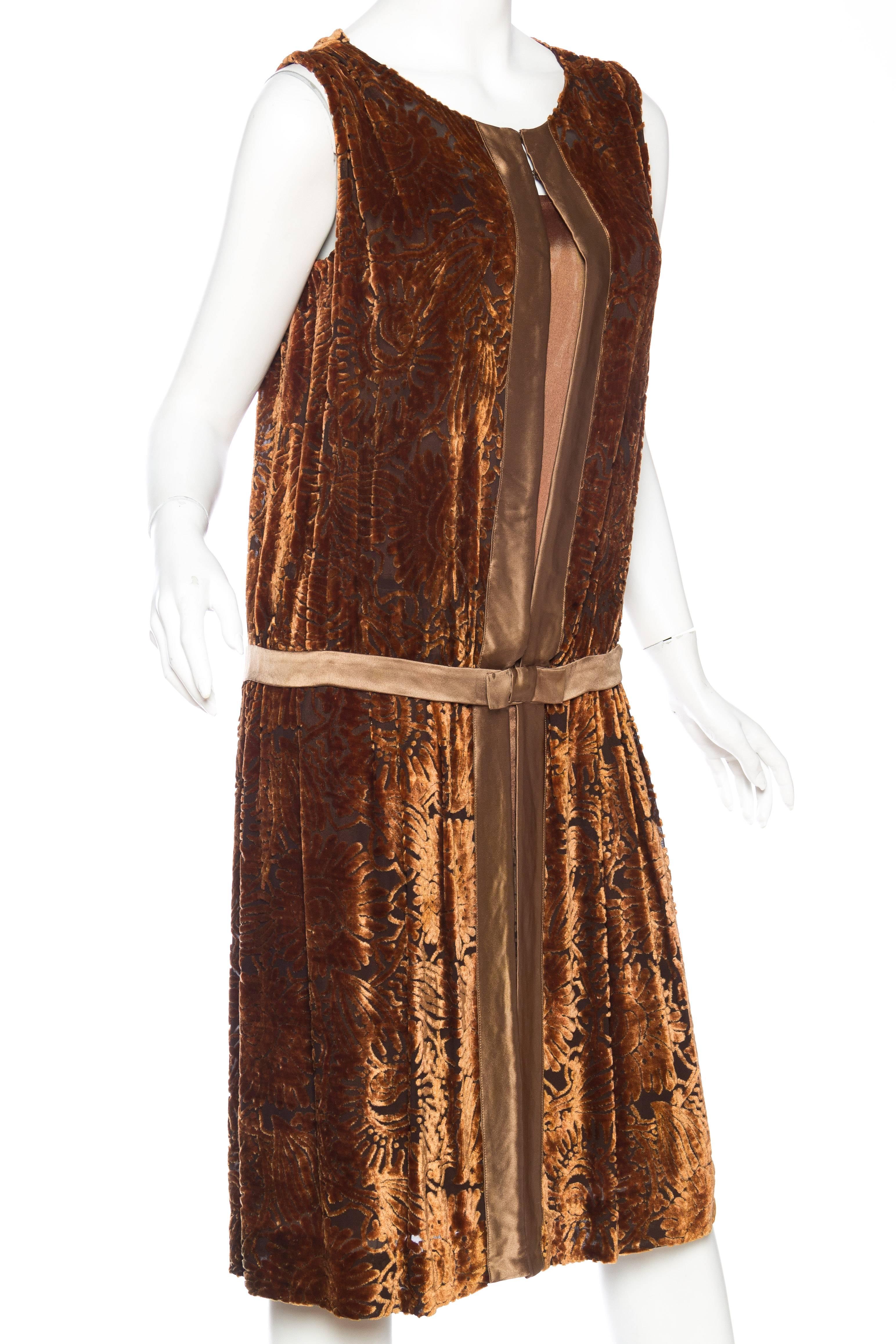 1920 velvet dress