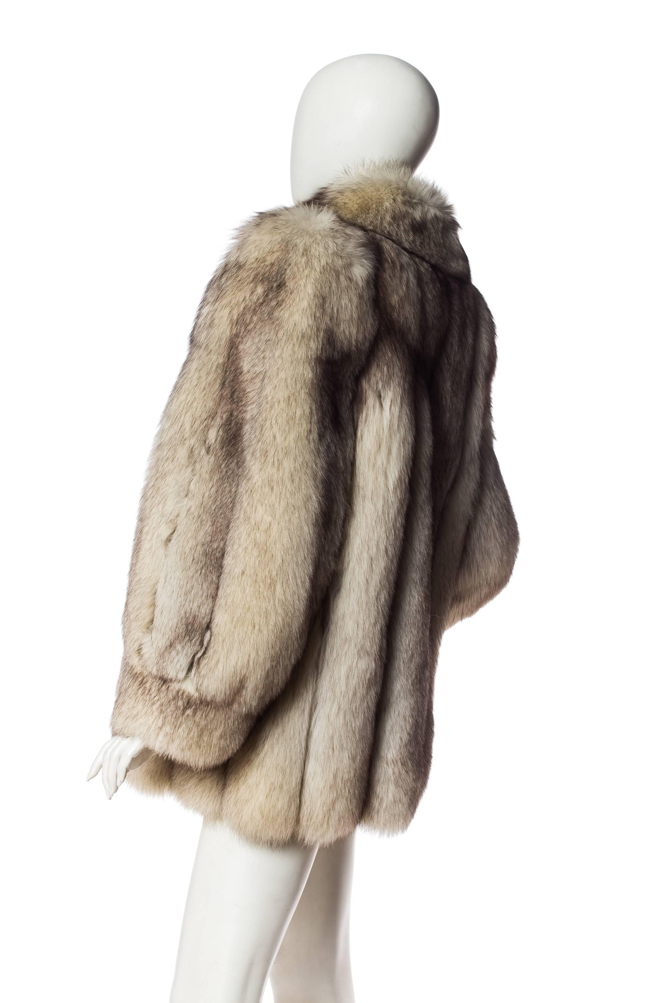 1980S Silver Fox Fur Coat In Excellent Condition In New York, NY