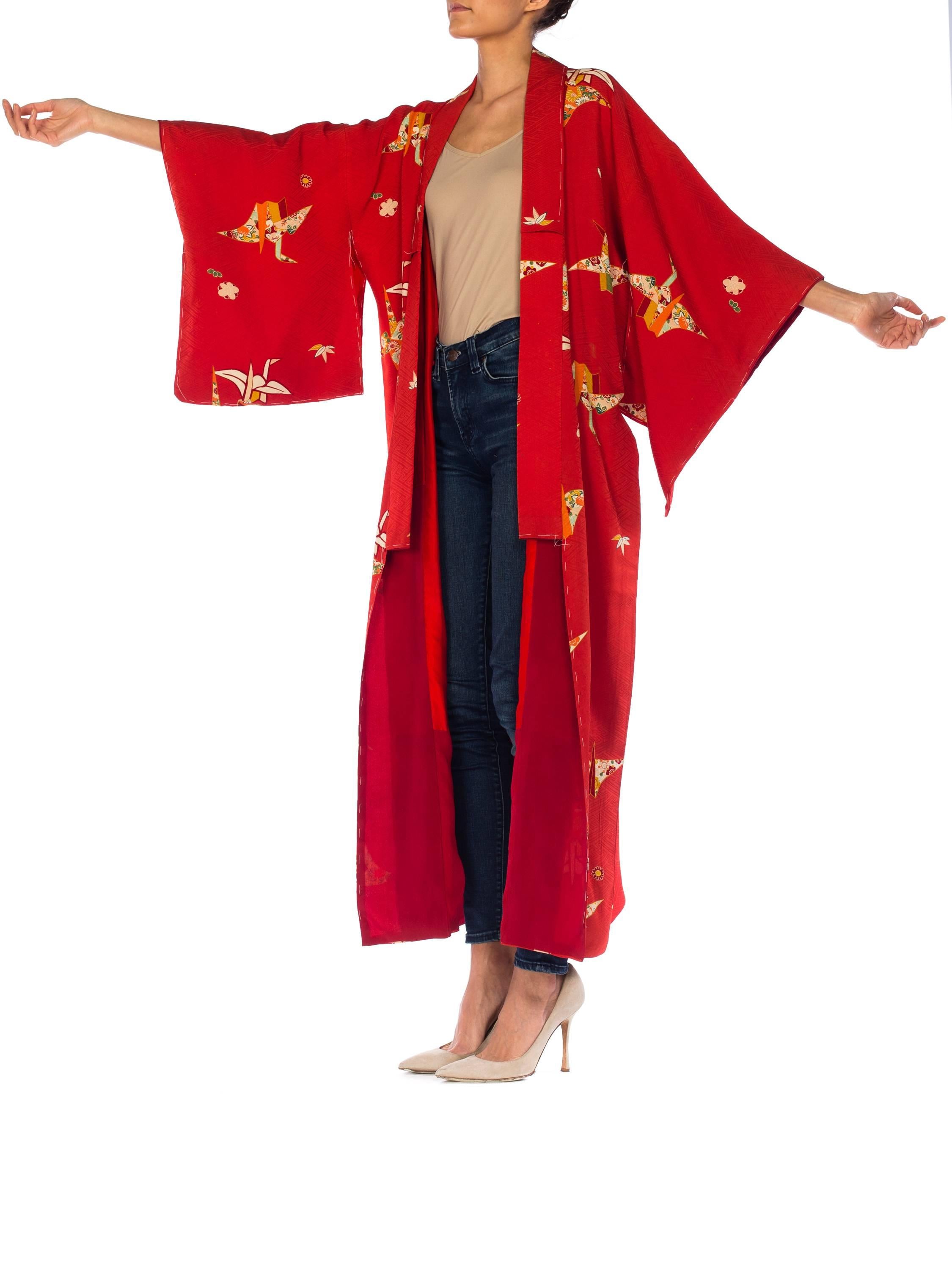 1960S Red Silk Asian Floral Paper Crane  Kimono Long Length For Sale 4