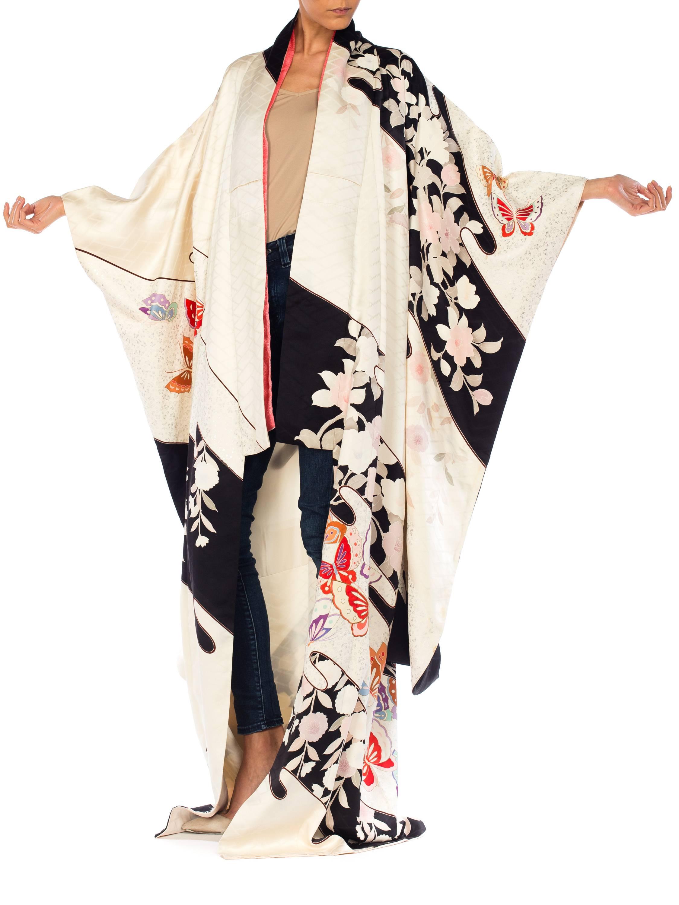 Butterfly Silk  Hand-Painted Japanese Kimono In Excellent Condition In New York, NY