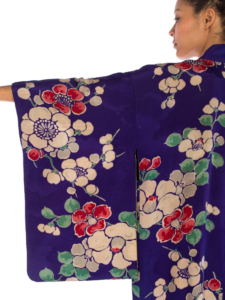Vintage Silk Japanese Kimono at 1stDibs