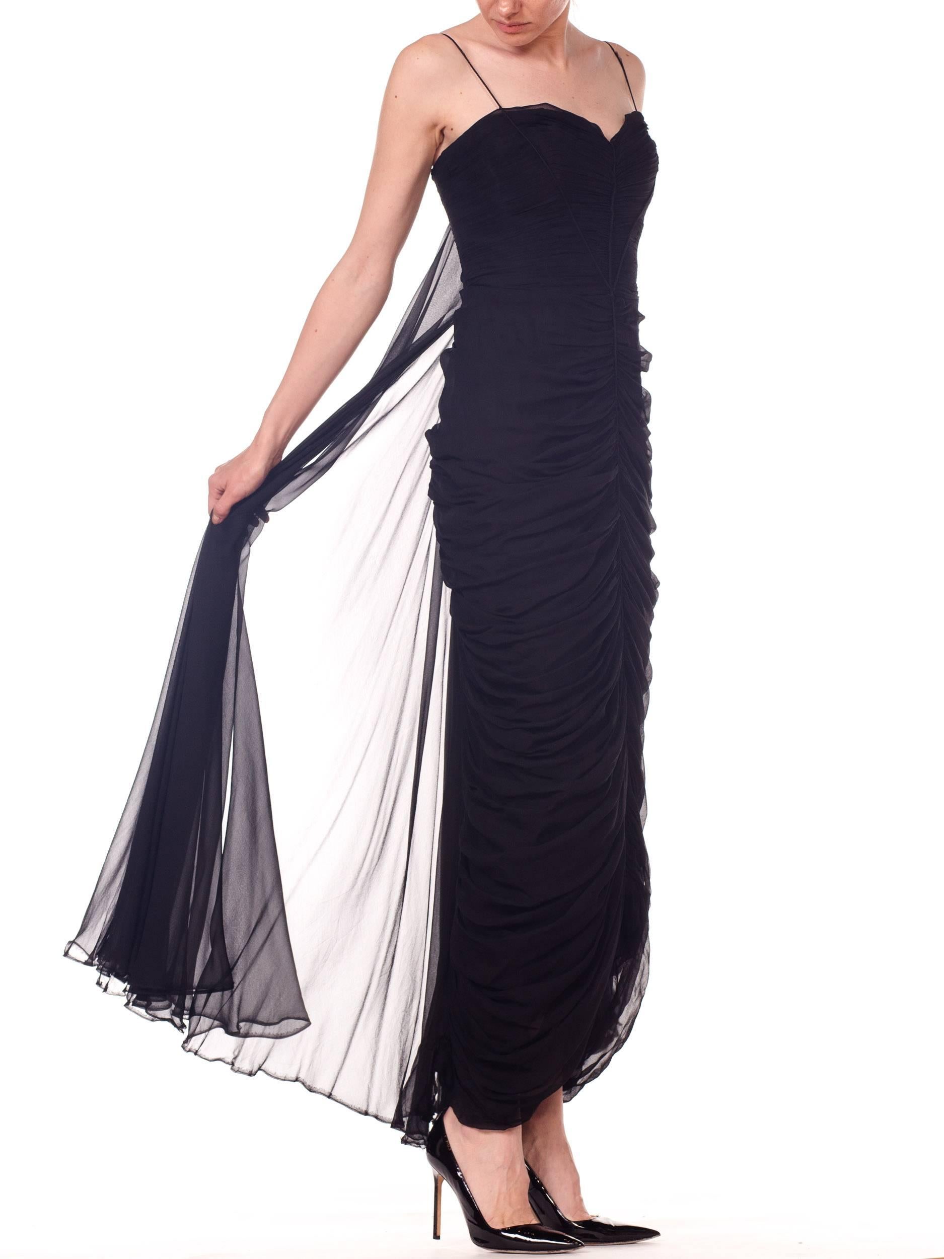 1950S BETTY LYNNE Black Silk Chiffon Demi-Couture Bombshell Evening Gown For Sale 3