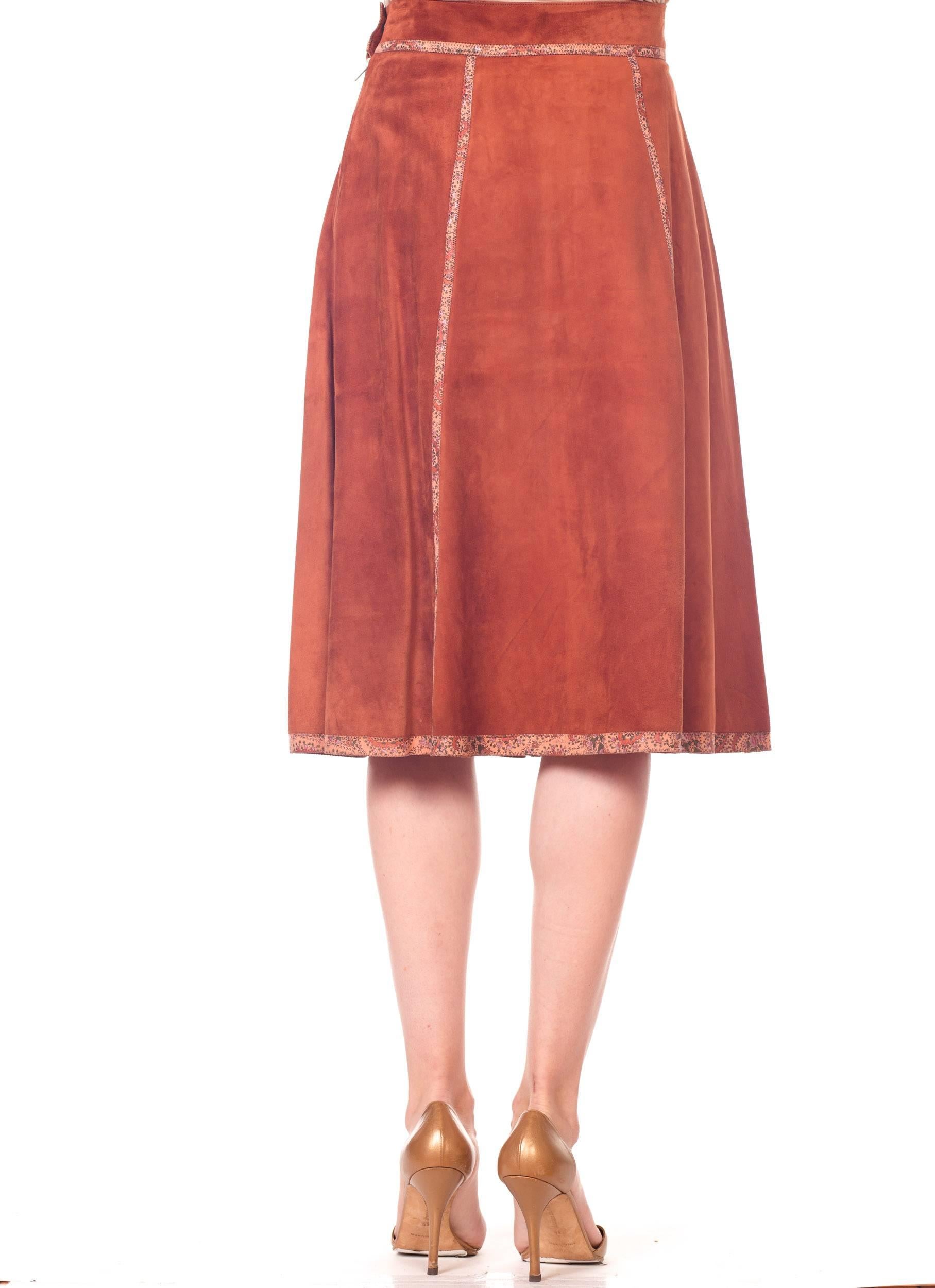 Roberto Cavalli Brown Suede Midi Skirt with Floral Leather Printed Trim 1970s In Excellent Condition In New York, NY