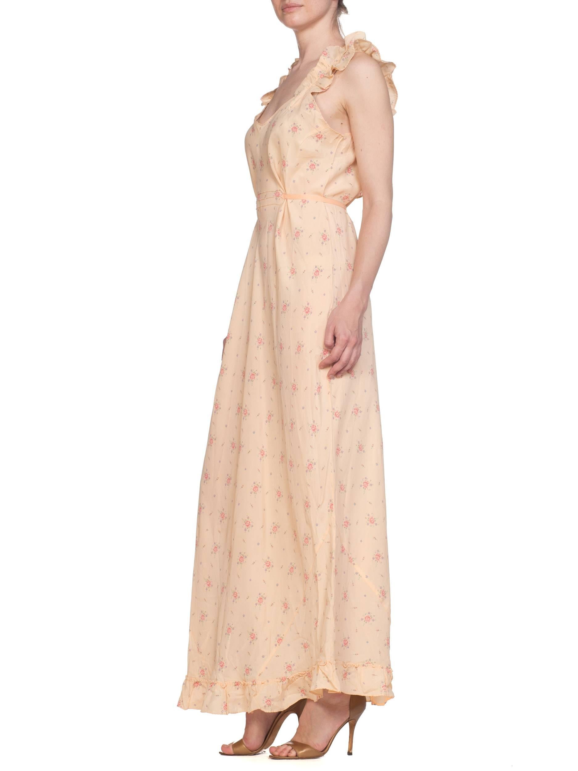 1940S Peach Bias Cut Silk Floral  Negligee With Low Ruffle Back & Waist Ties 3