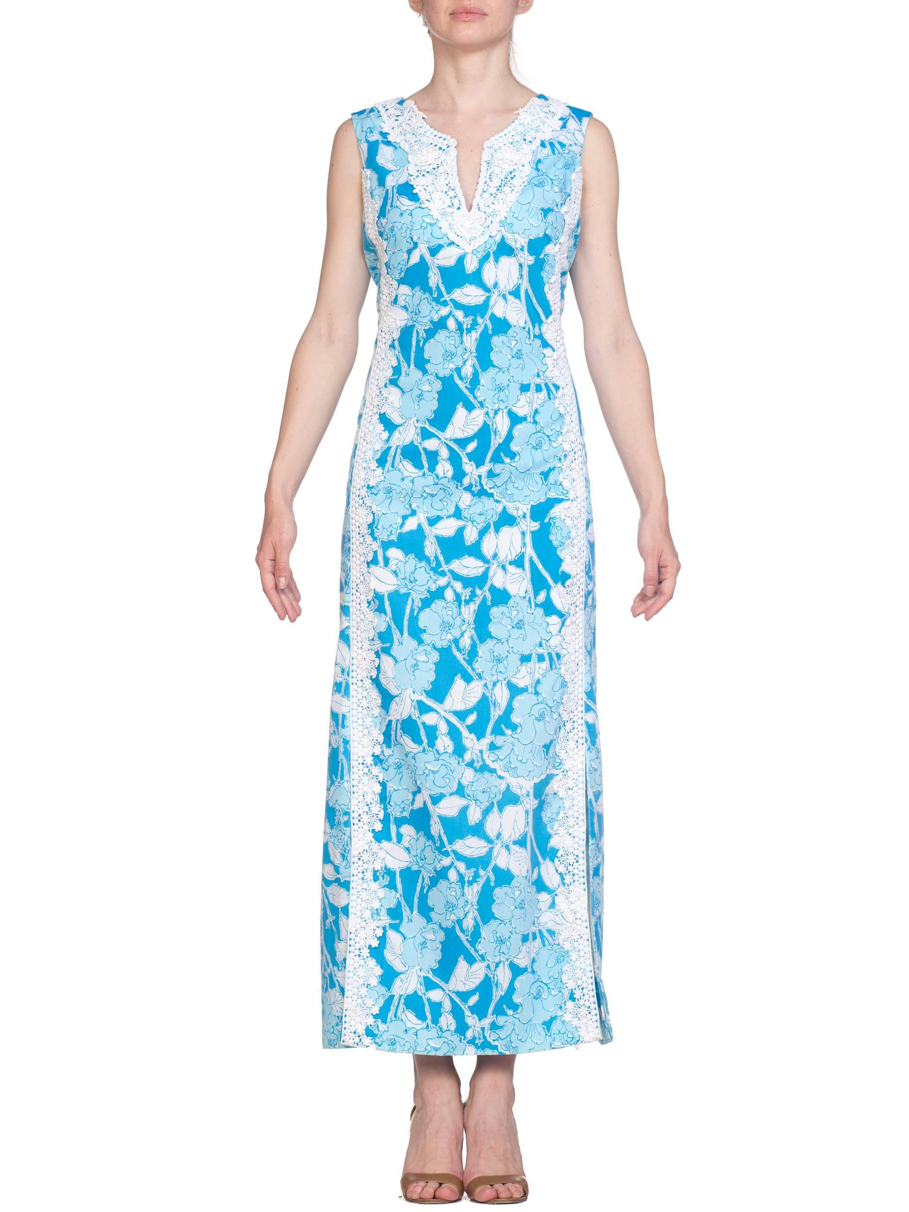 1960S LILY PULITZER Aqua  Floral Cotton Dress With White Lace Flowers Szl In Excellent Condition In New York, NY