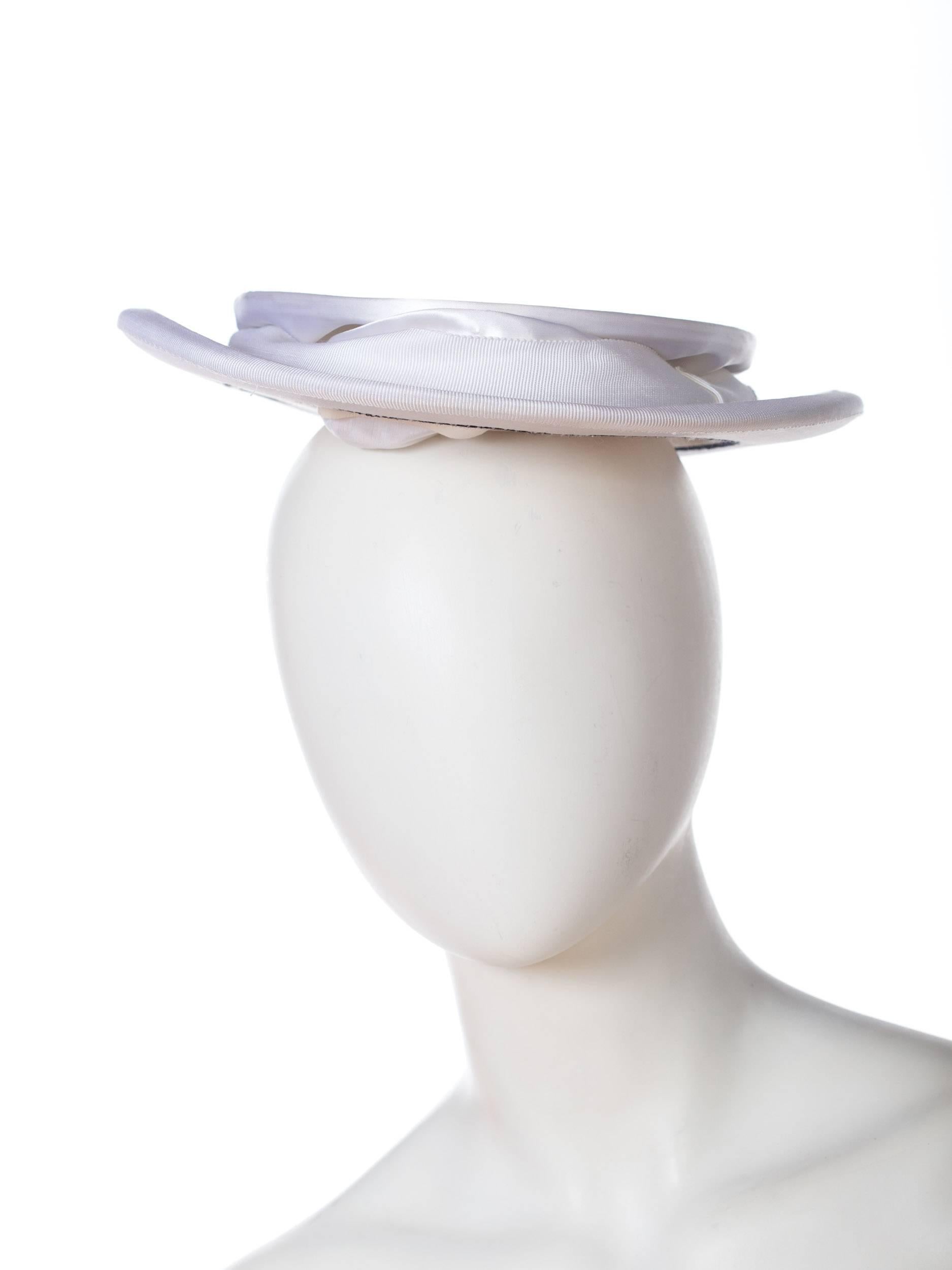 Collapsable White top Hat Size 7 1/2 1