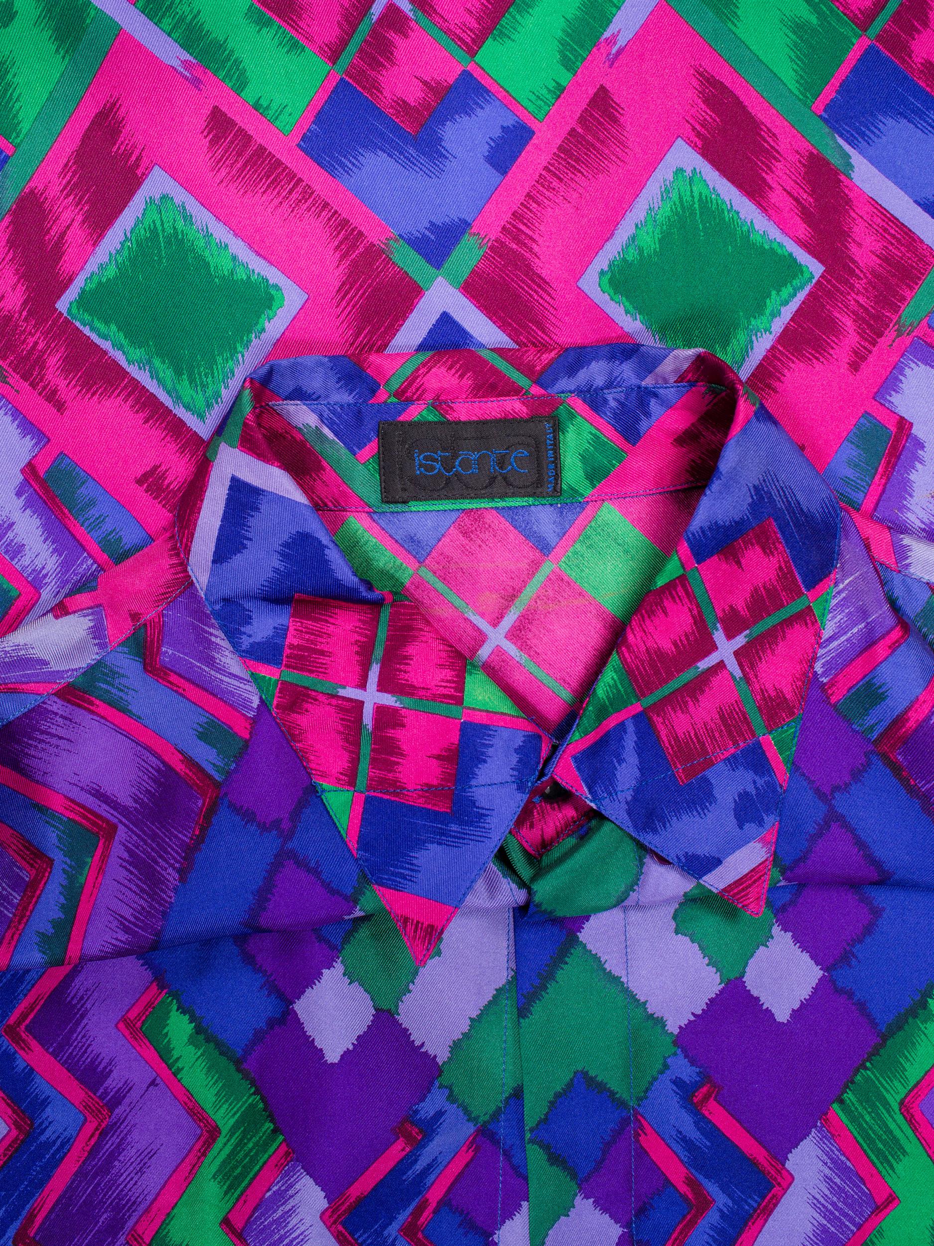 1990S GIANNI VERSACE Purple Geometric Silk Men's Istante Shirt Sz 46 In Excellent Condition For Sale In New York, NY