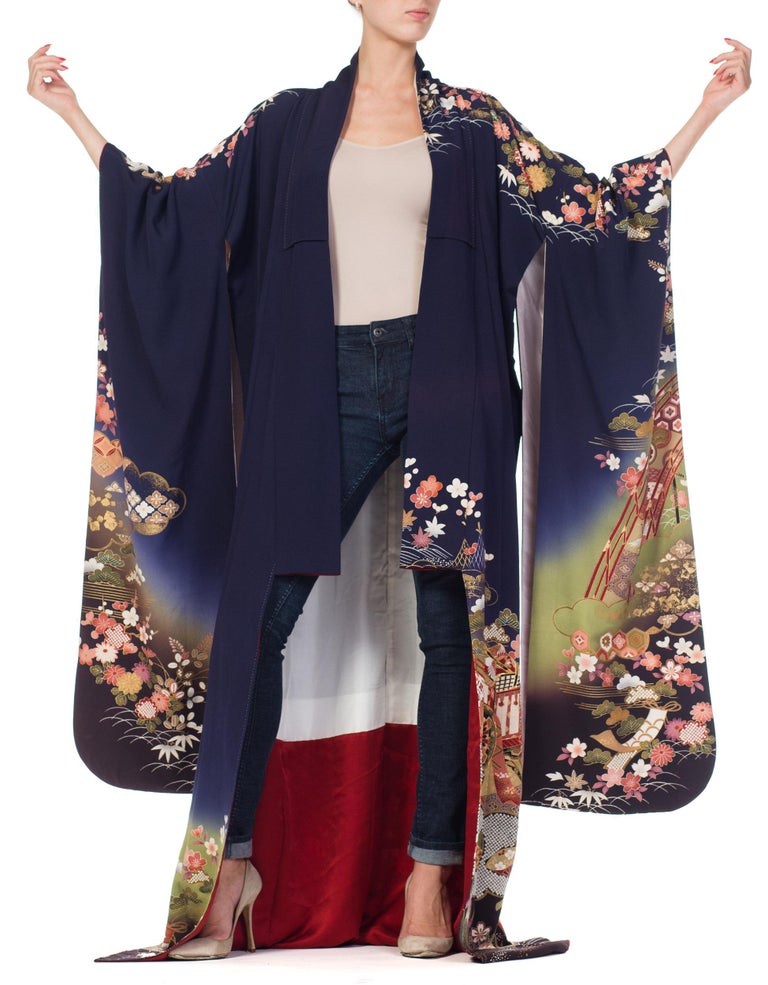 Navy Blue Japanese Kimono With Gold Flowers For Sale at 1stdibs
