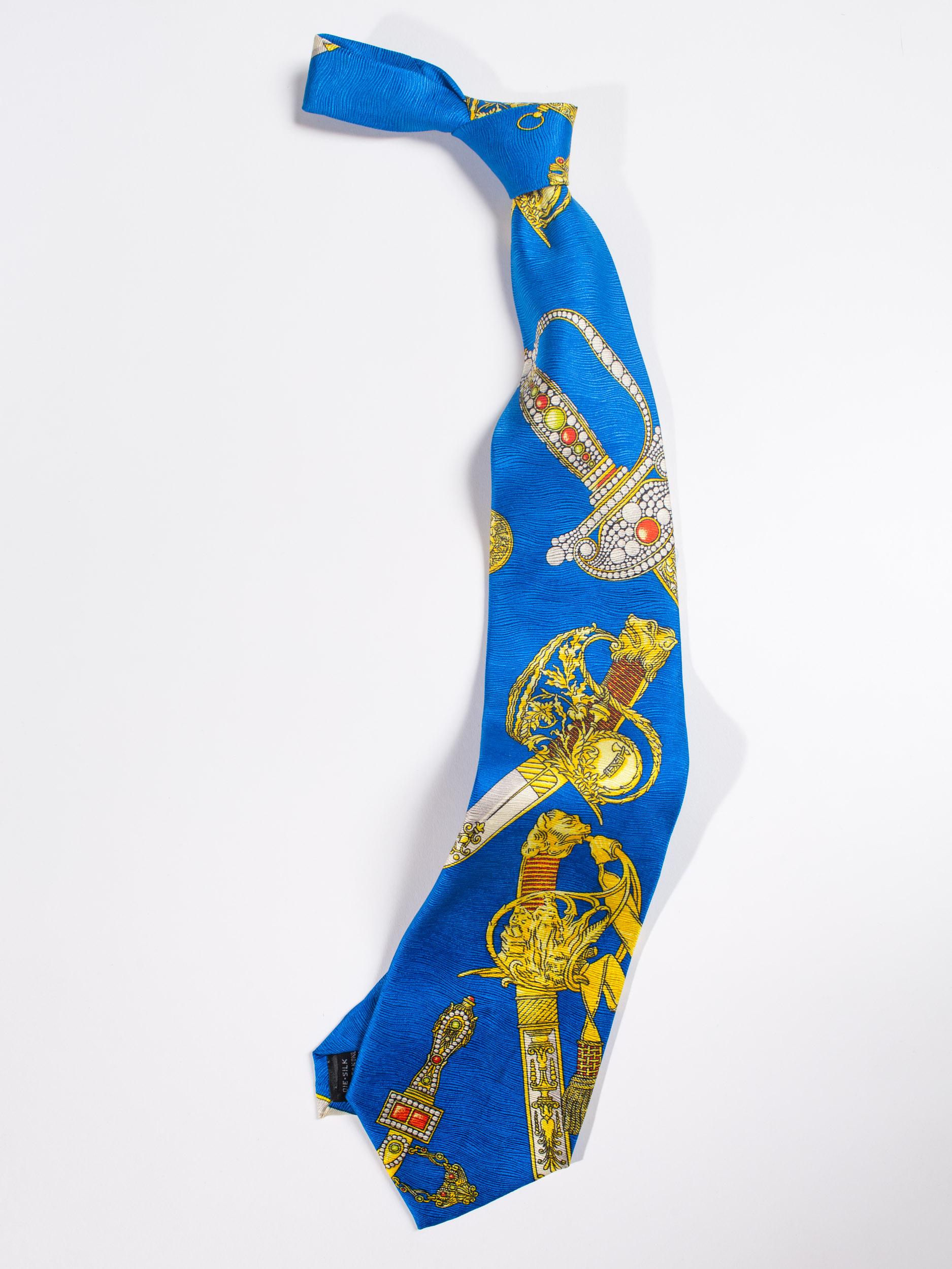 1990s Gianni Versace Bright Blue Mens Silk Tie With Gold Swords 3