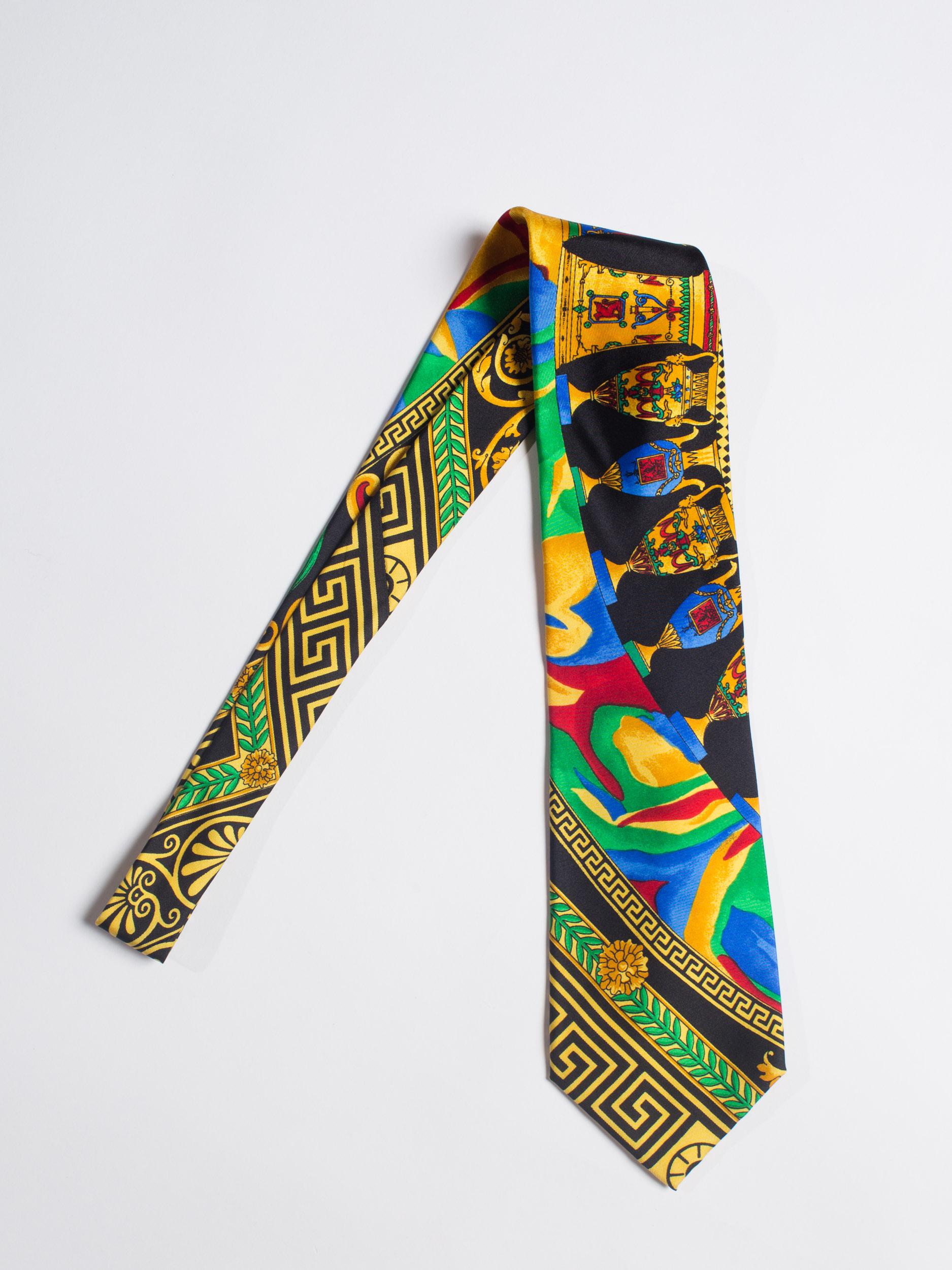 1990s Gianni Versace Greek Key and Vase Printed Silk Tie In Excellent Condition In New York, NY