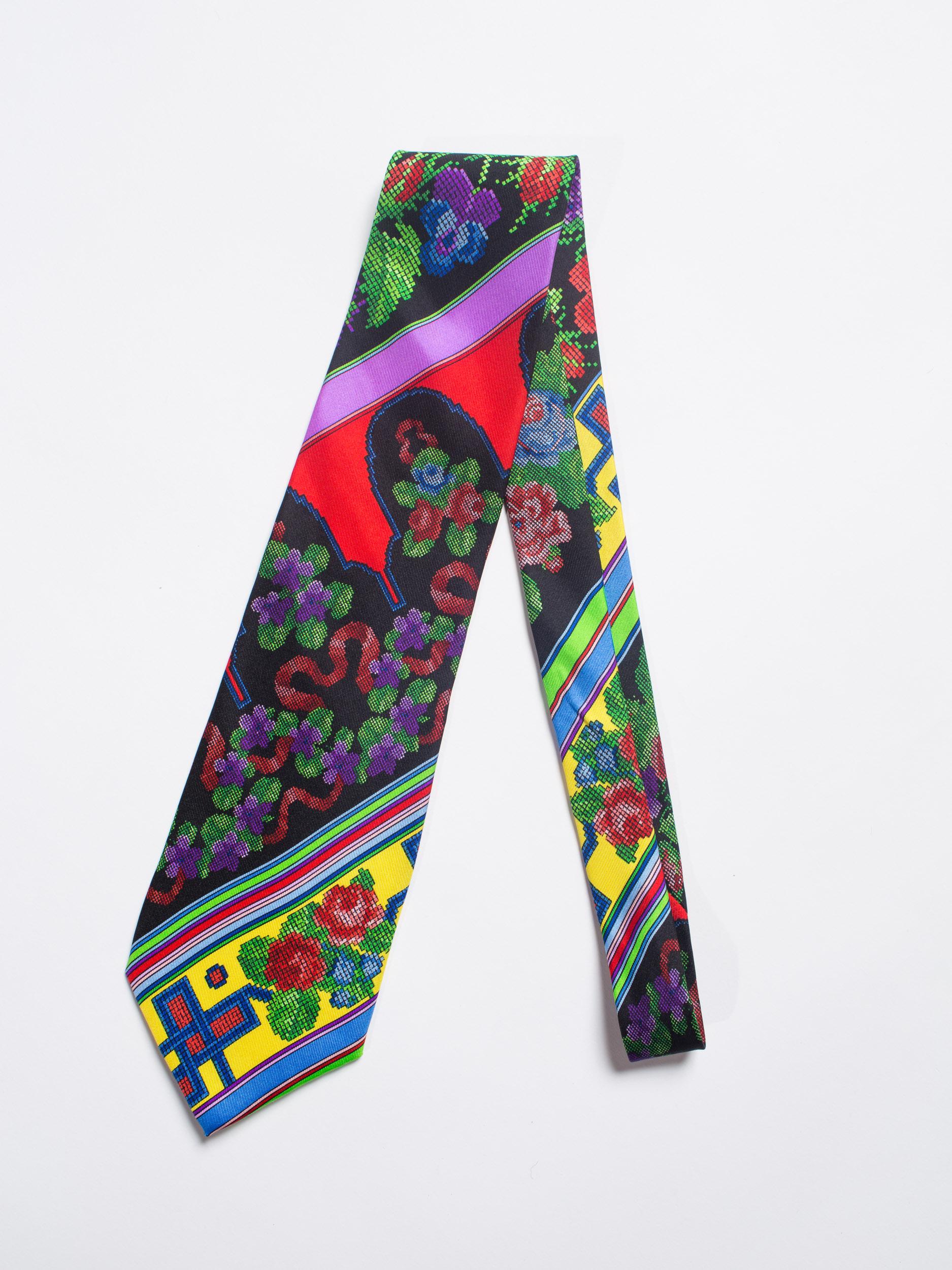 Black 1990S GIANNI VERSACE Chinese Floral Mens Silk Tie