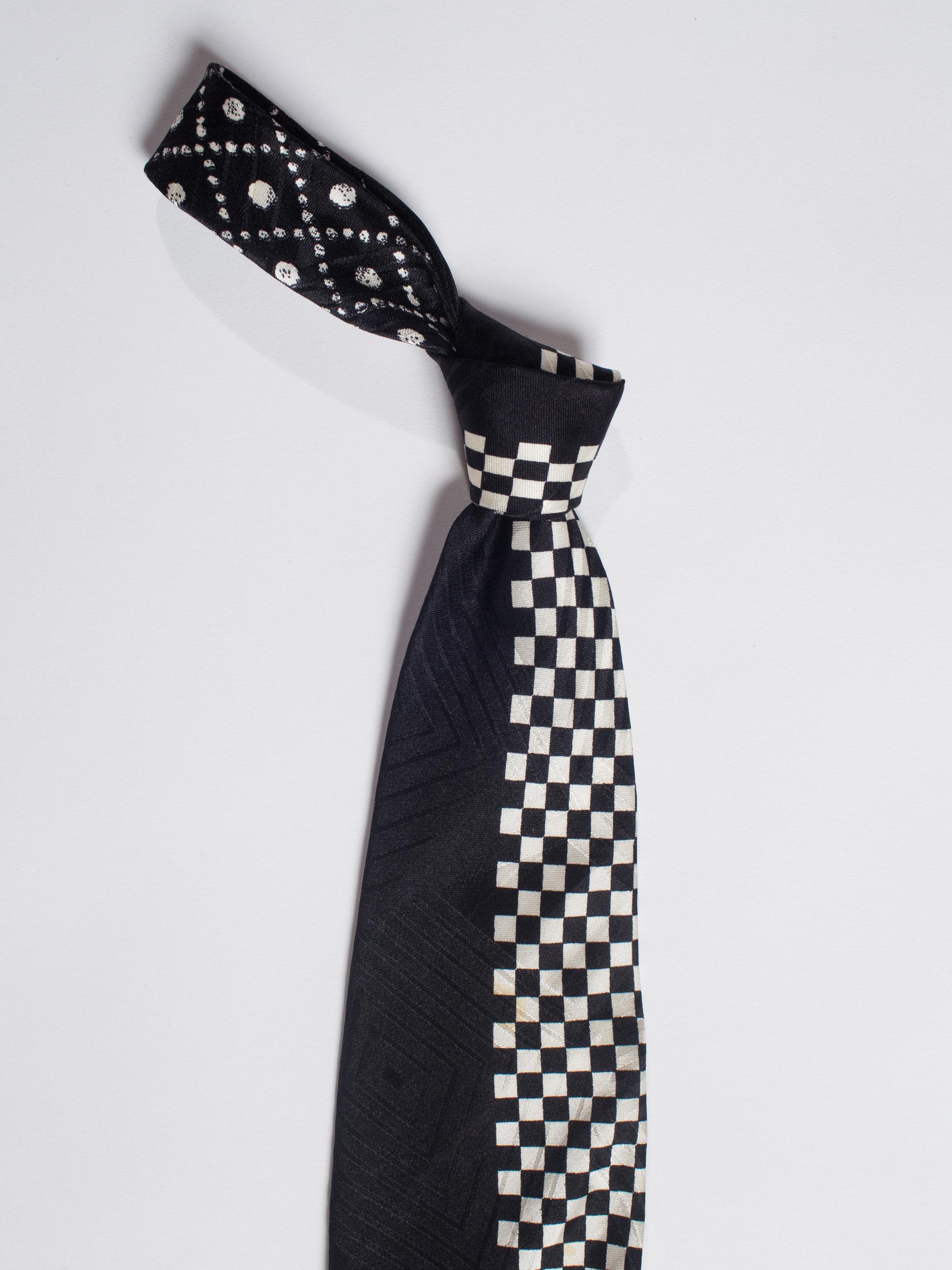 1990S GIANNI VERSACE Op-Art Baroque Silk Mens Tie For Sale 2