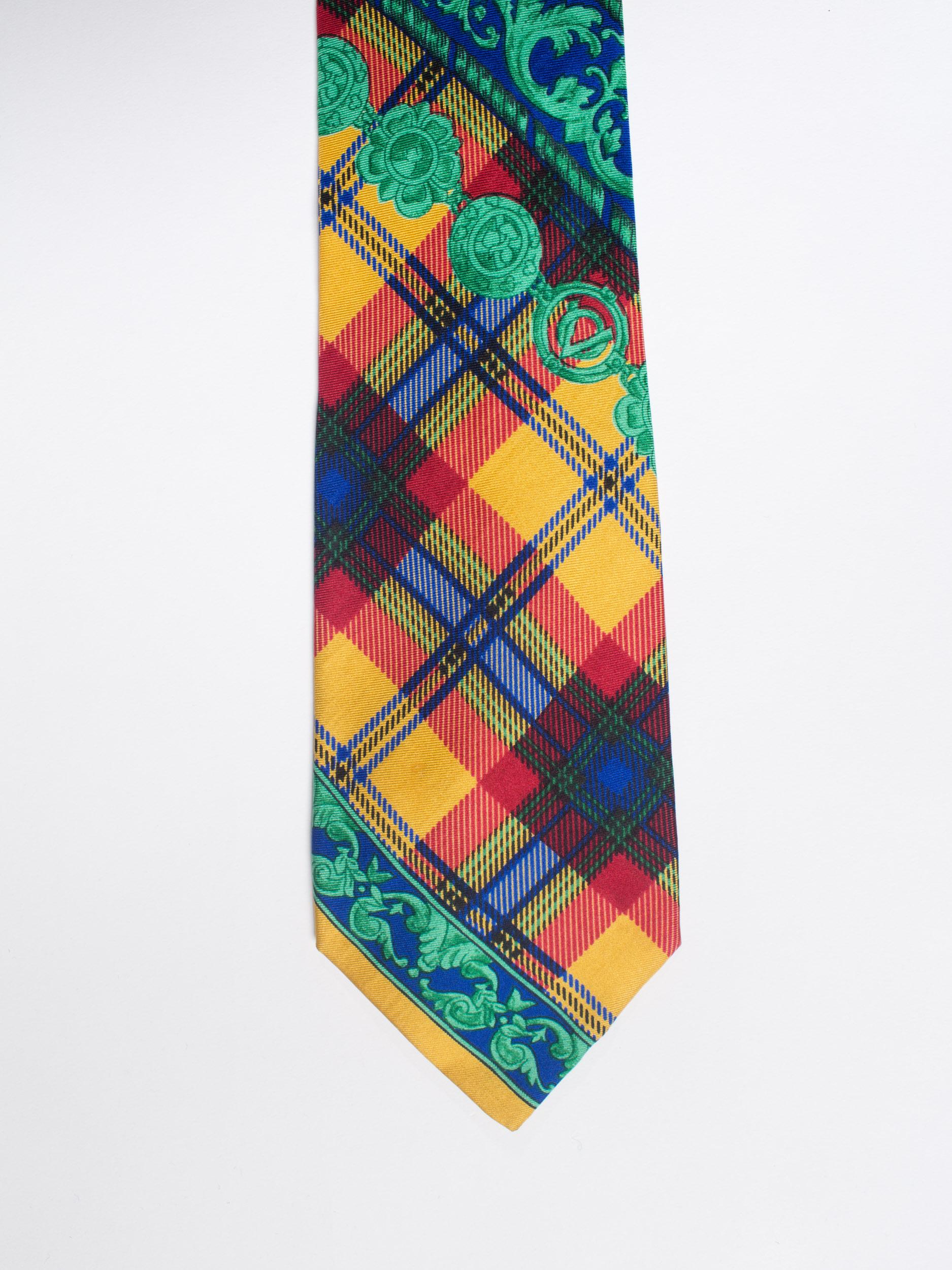1990S  GIANNI VERSACE Baroque Green Plaid & Scroll Silk Mens Tie For Sale 2