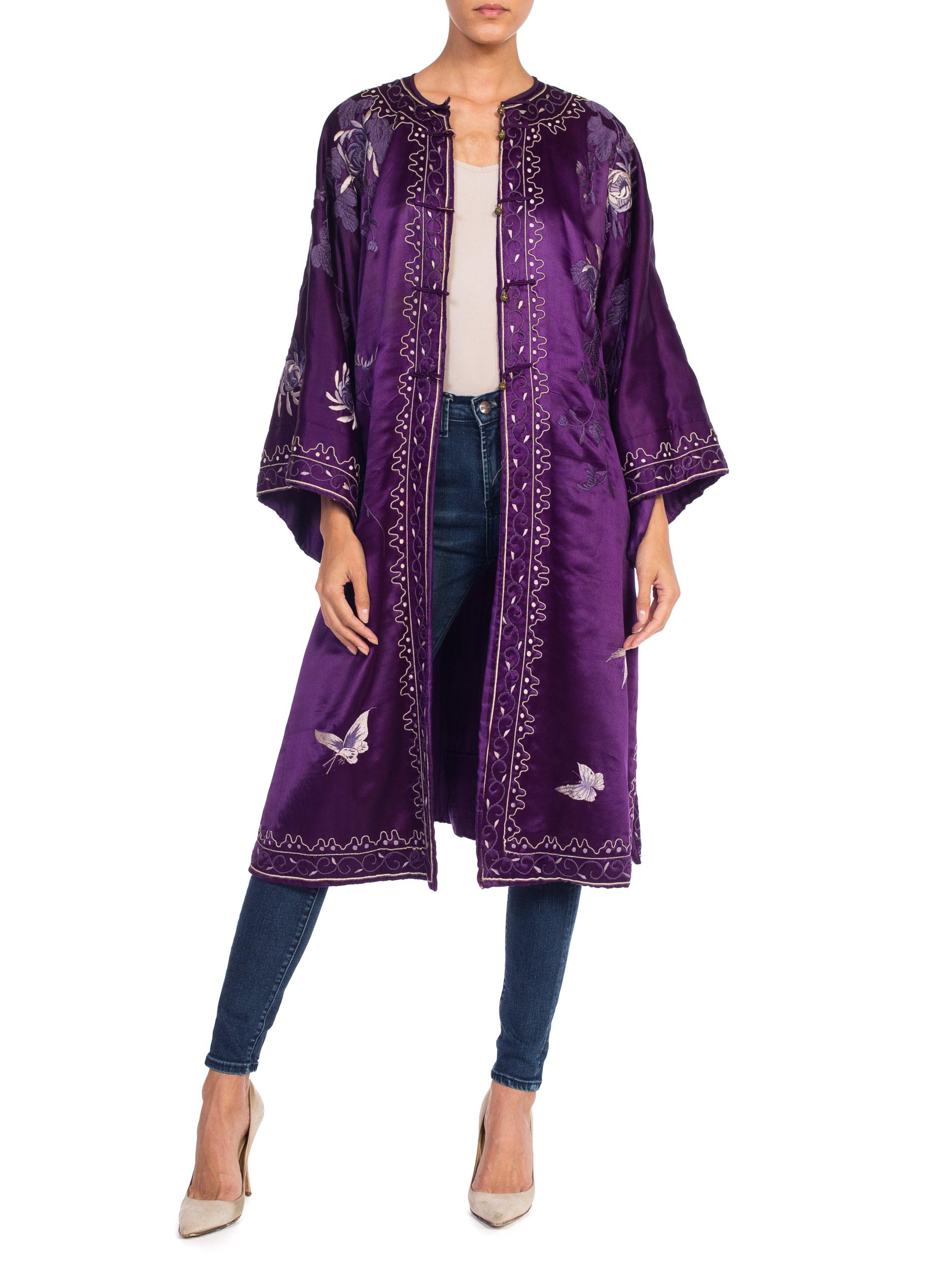 Victorian Purple Hand Embroidered Silk Satin Antique Chinese Kimono Robe Coat 6