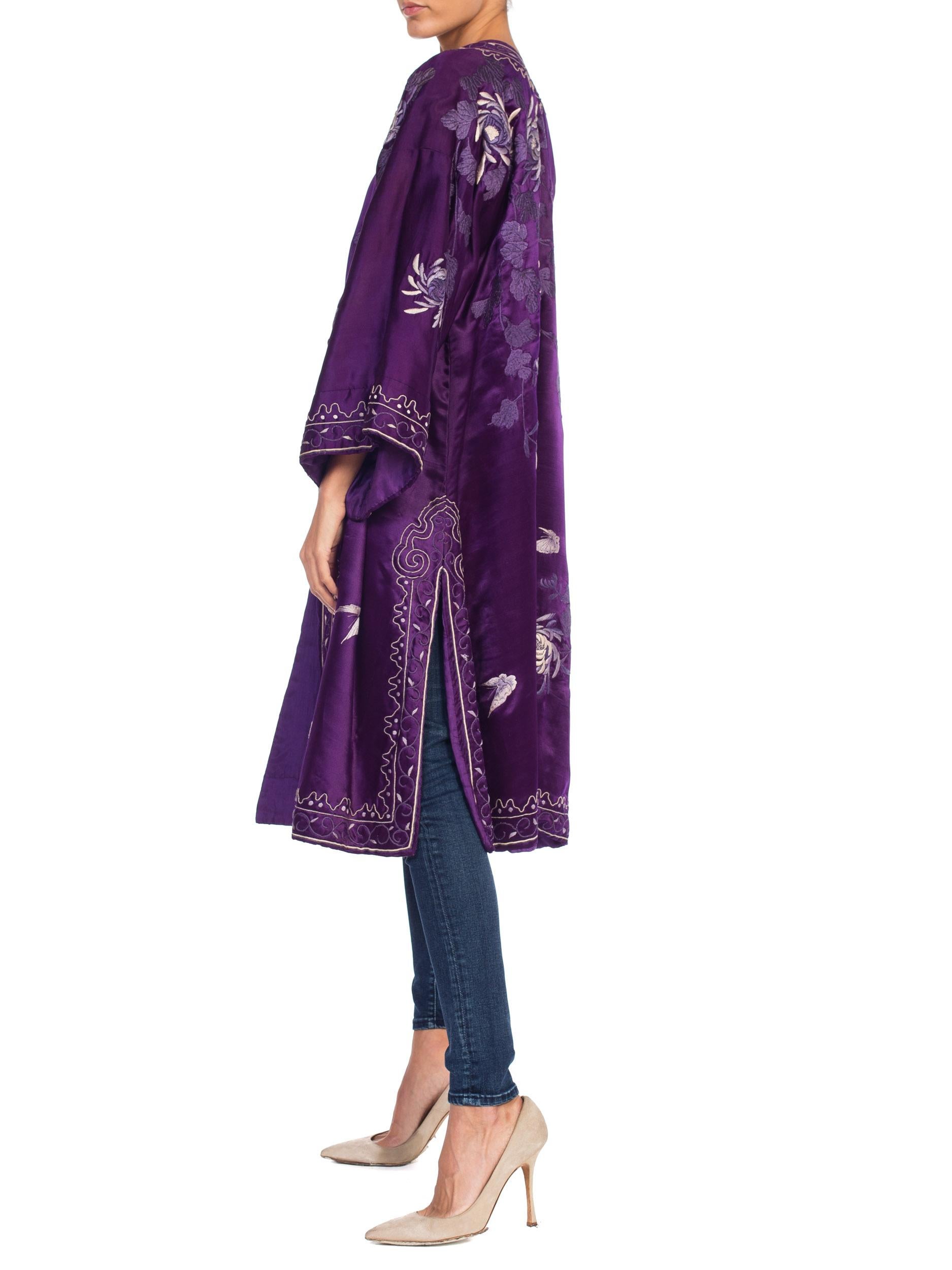 Victorian Purple Hand Embroidered Silk Satin Antique Chinese Kimono Robe Coat 8