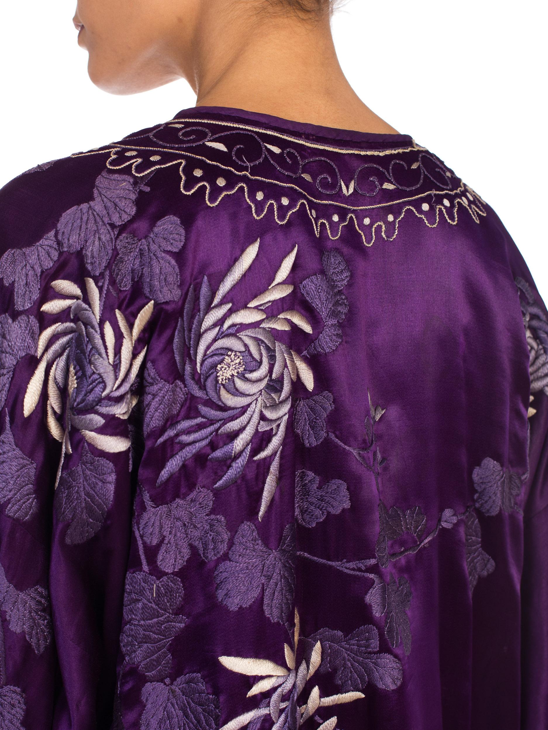 Victorian Purple Hand Embroidered Silk Satin Antique Chinese Kimono Robe Coat 11