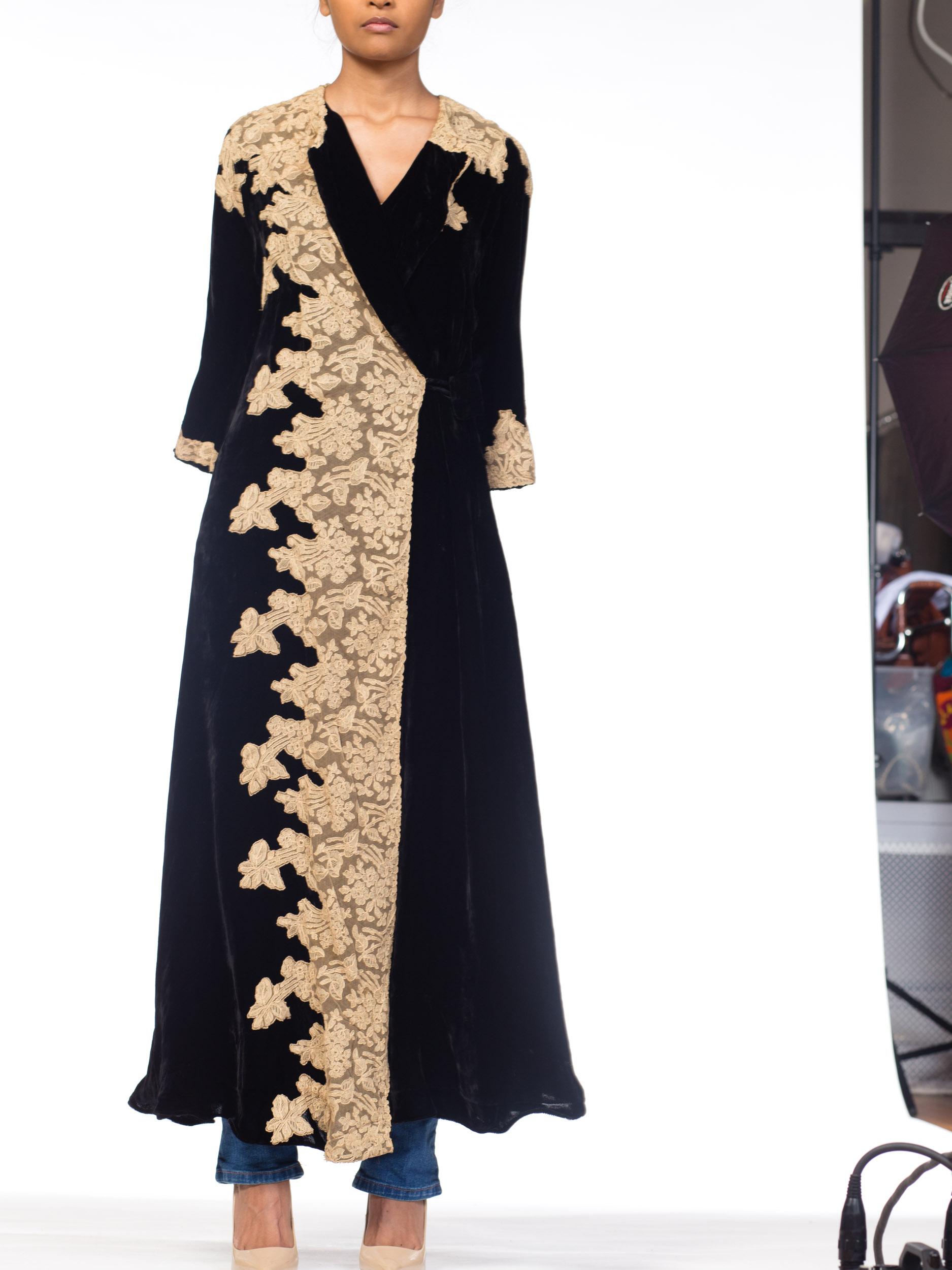 1920S Black Silk Velvet  Robe With Nude Lace Appliqué 10