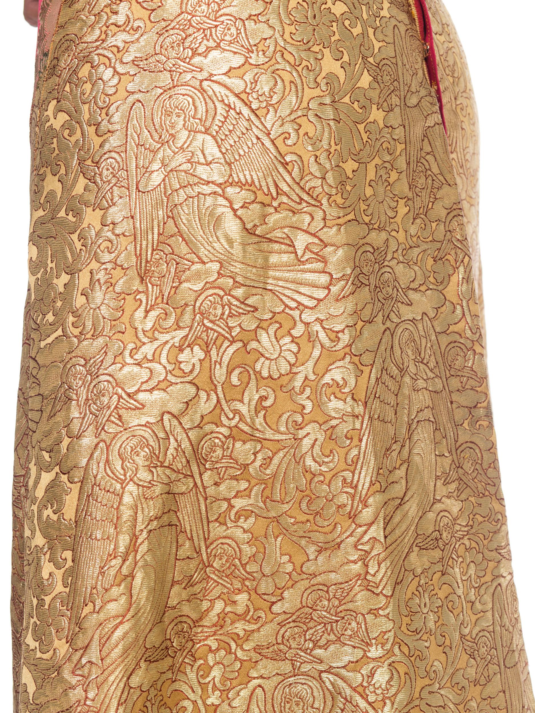 MORPHEW COLLECTION Robe garnie de cristaux et de peau de serpent, fabriquée à partir d'une pièce victorienne ancienne. Pour femmes en vente