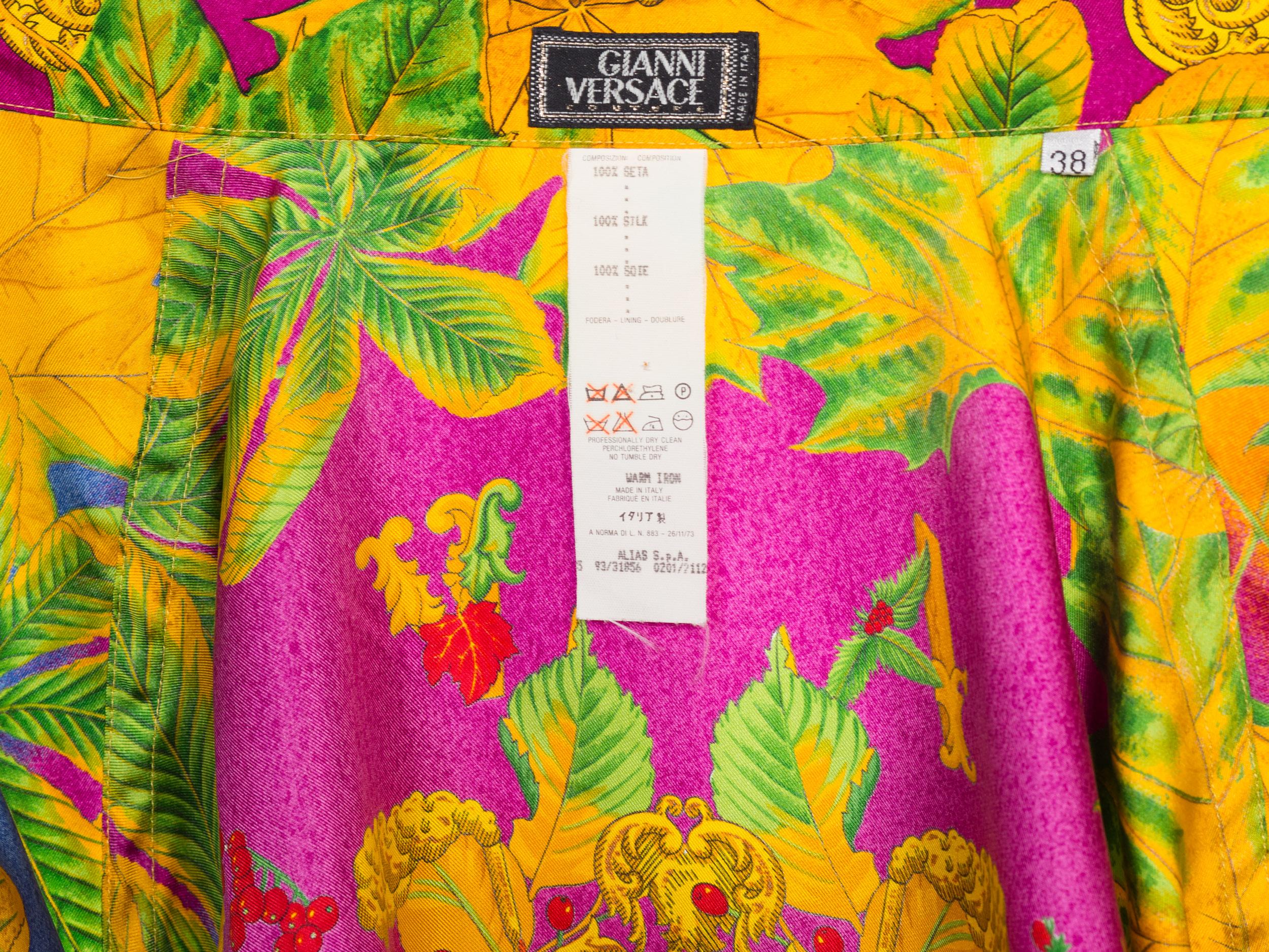 1990er Jahre ATELIER GIANNI VERSACE bedrucktes Seidenhemd mit Barock Blättern, Gr 38 im Angebot 4
