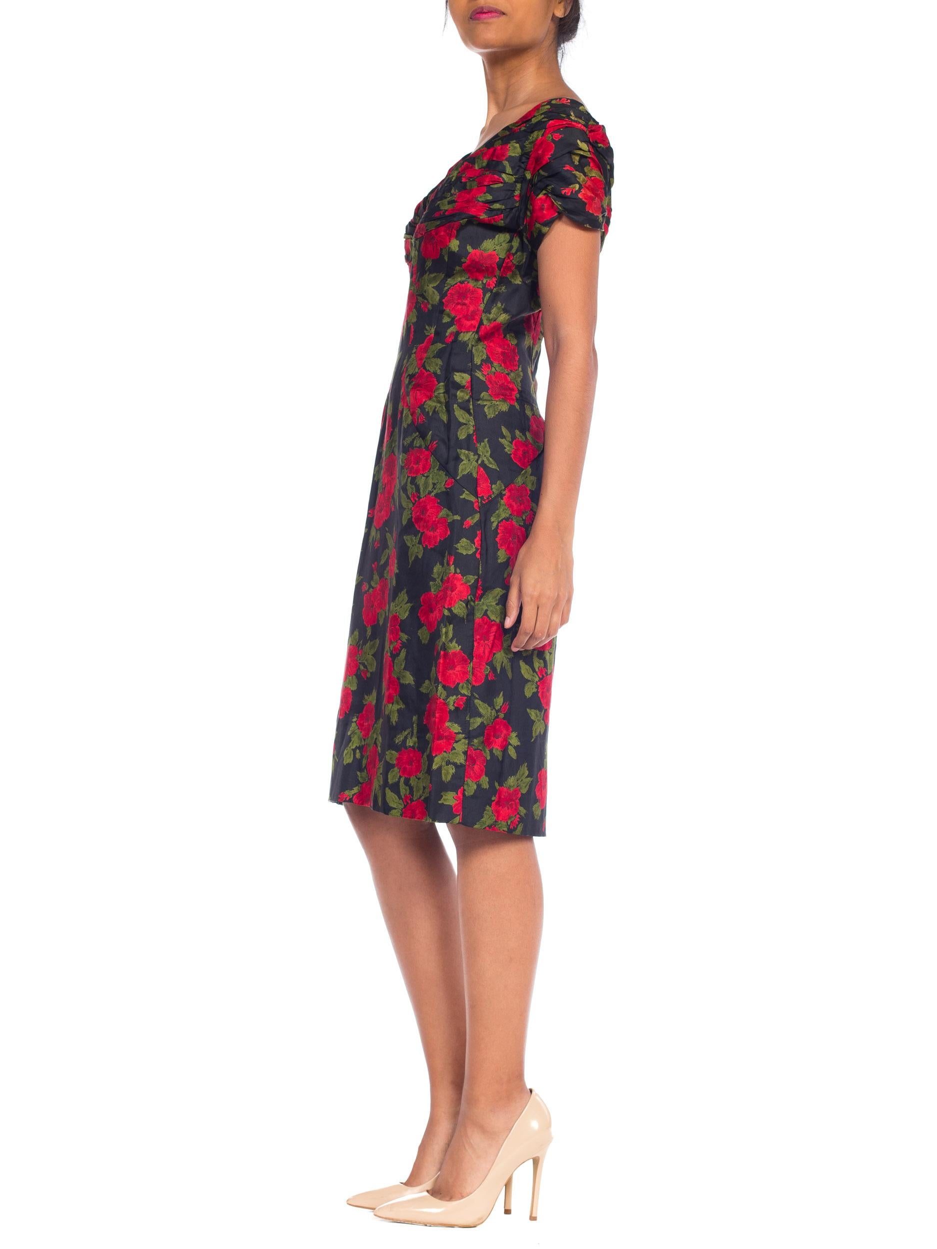 1950S DOLCE & GABBANA Style Silk Twill Red Black Classic Rose Floral Printed Dr For Sale 5