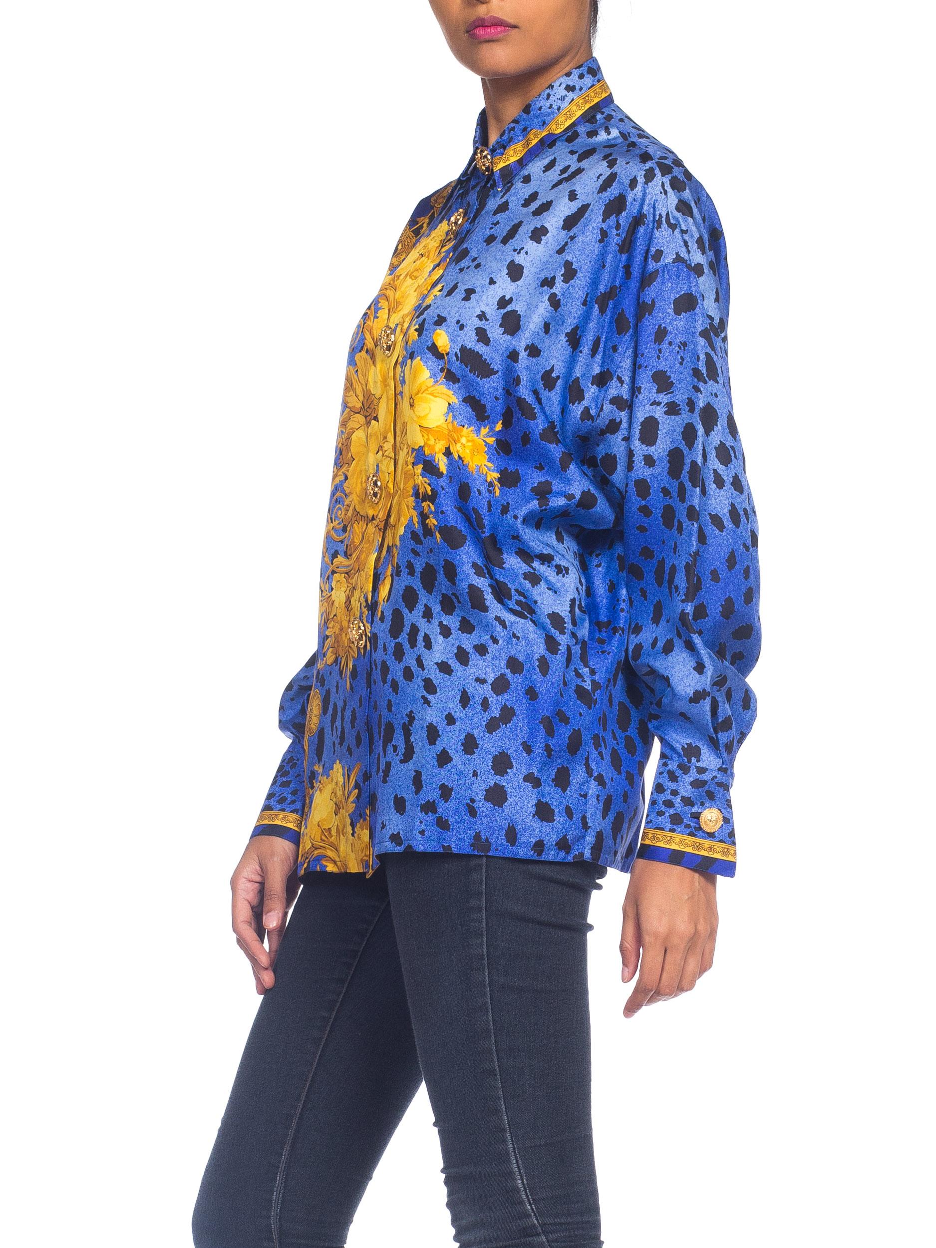 1990S GIANNI VERSACE Blue Silk Baroque Leopard Print Shirt With Gold Buttons For Sale 1