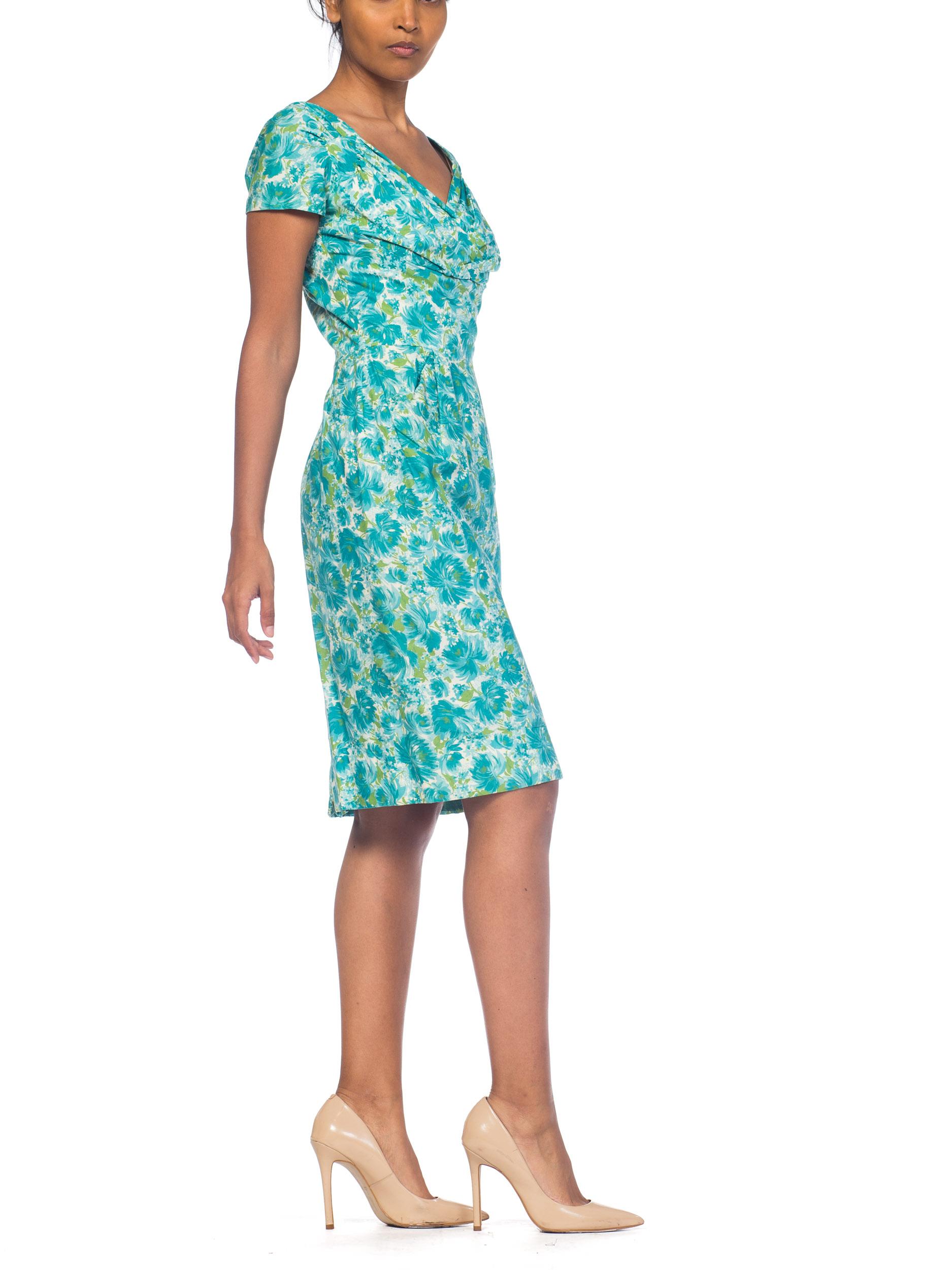 1950S Blue & Green Floral Cotton Dress With Draped Vava-Voom Neckline For Sale 1