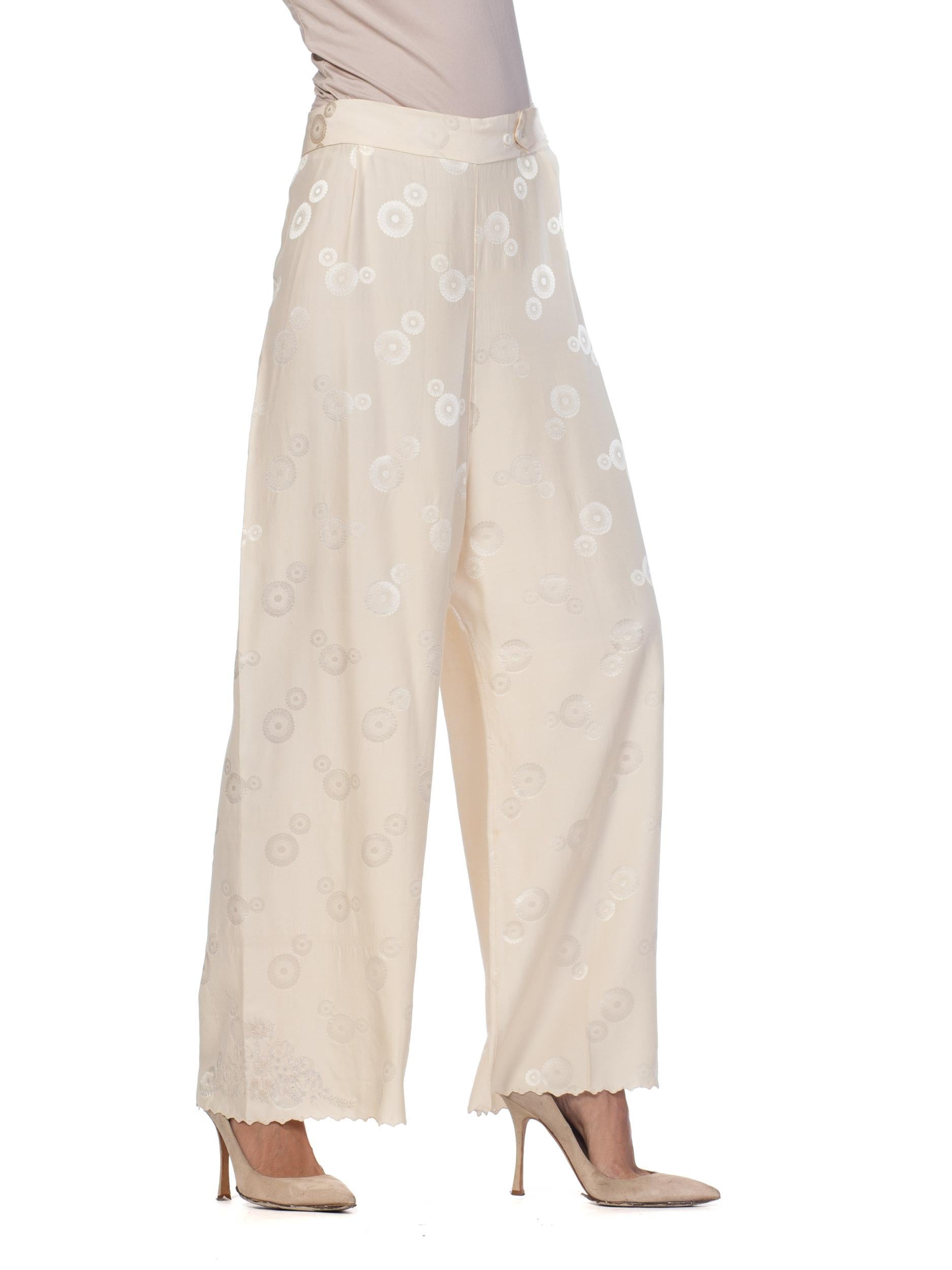 1930S Cream Haute Couture Silk Jaquard Chinese Lounge Pants im Zustand „Hervorragend“ in New York, NY
