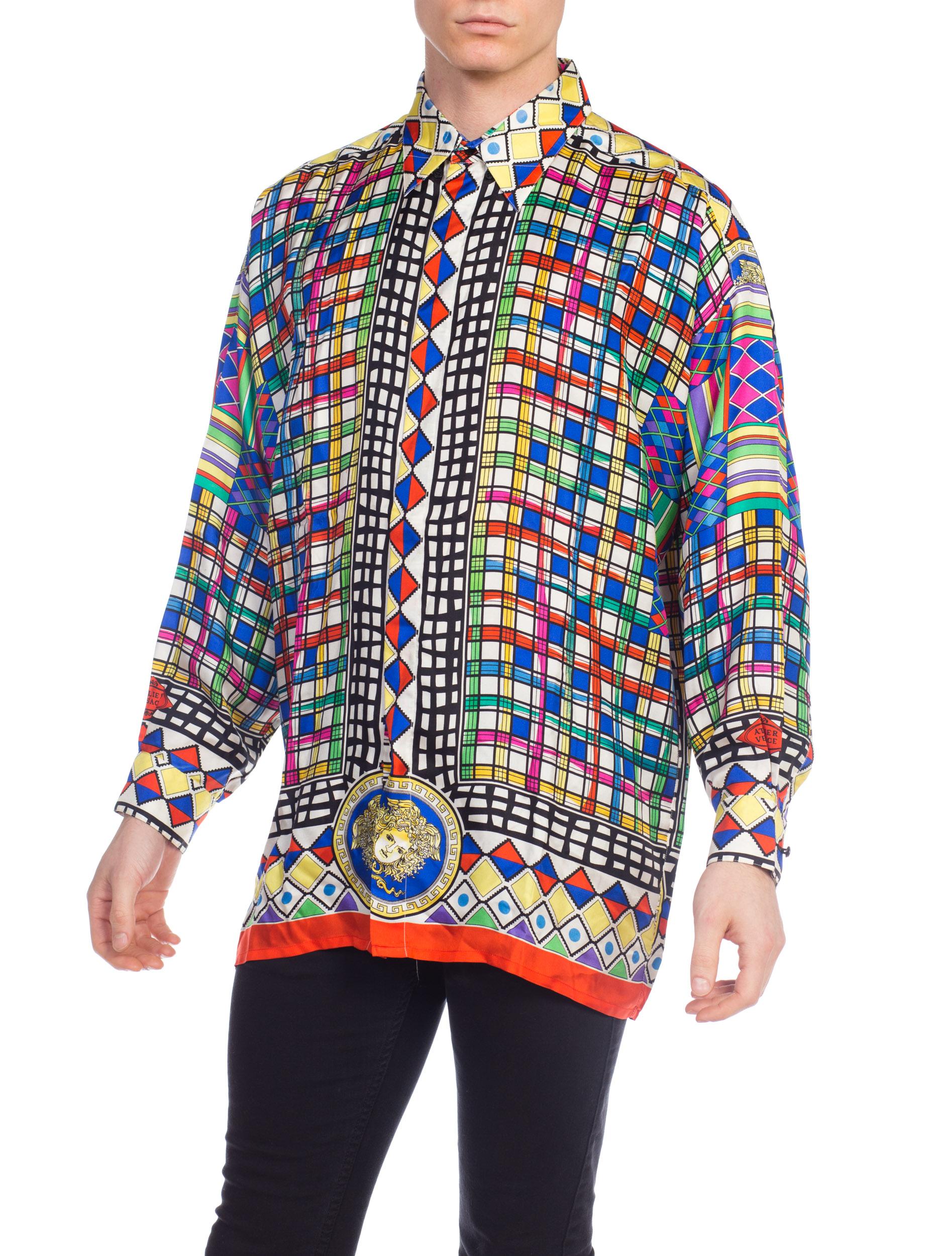 chemise GIANNI VERSACE 1990S en soie géométrique multicolore pour hommes Sz 50