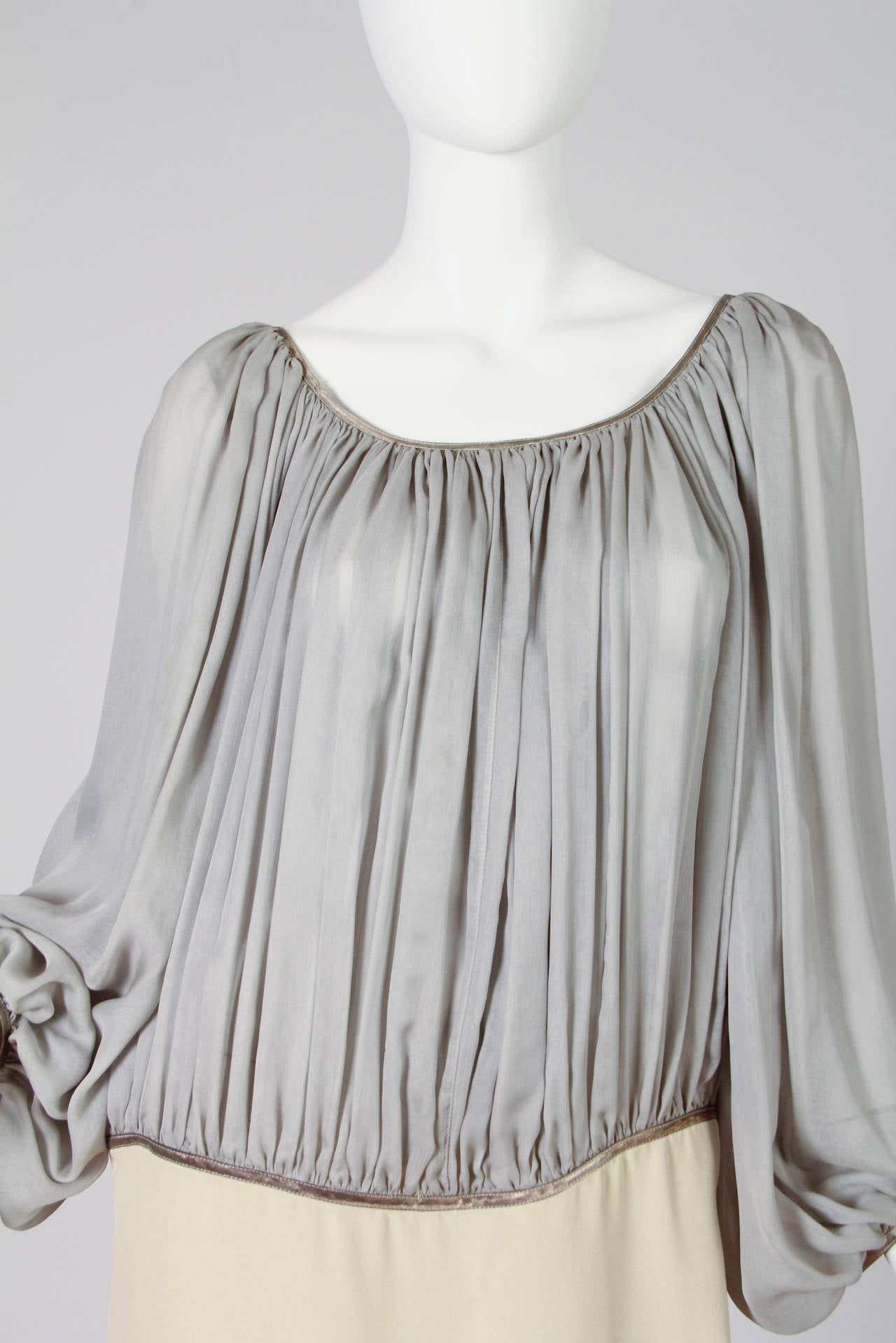 1980S GEOFFREY BEENE Cream & Grey Silk Chiffon Crepe Dress With Metallic Details 1