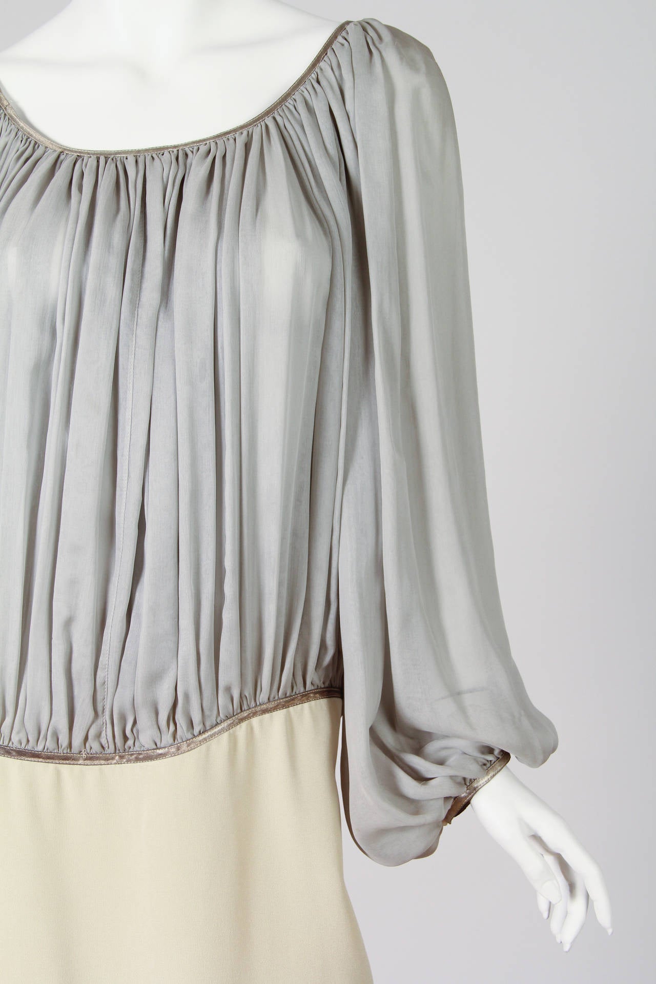 1980S GEOFFREY BEENE Cream & Grey Silk Chiffon Crepe Dress With Metallic Details 2