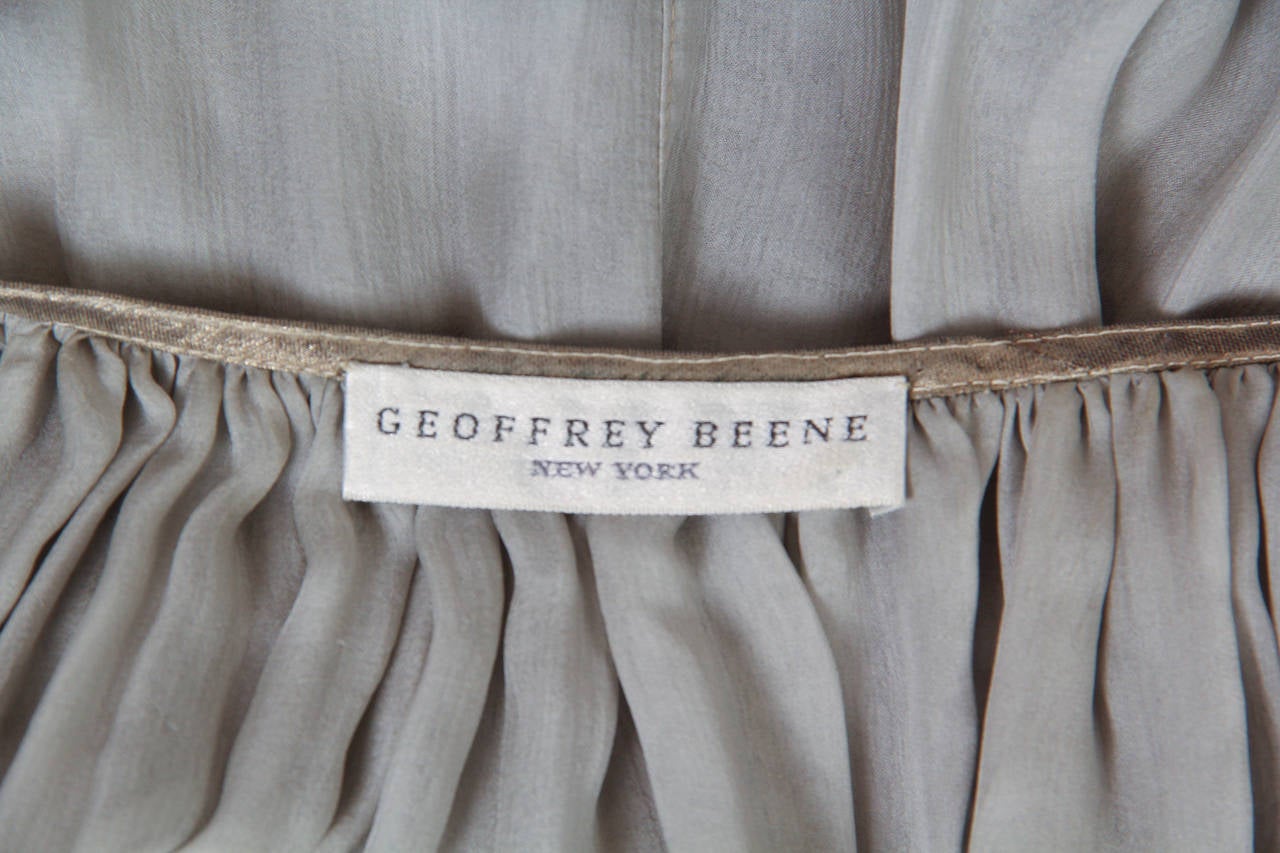 1980S GEOFFREY BEENE Cream & Grey Silk Chiffon Crepe Dress With Metallic Details 5