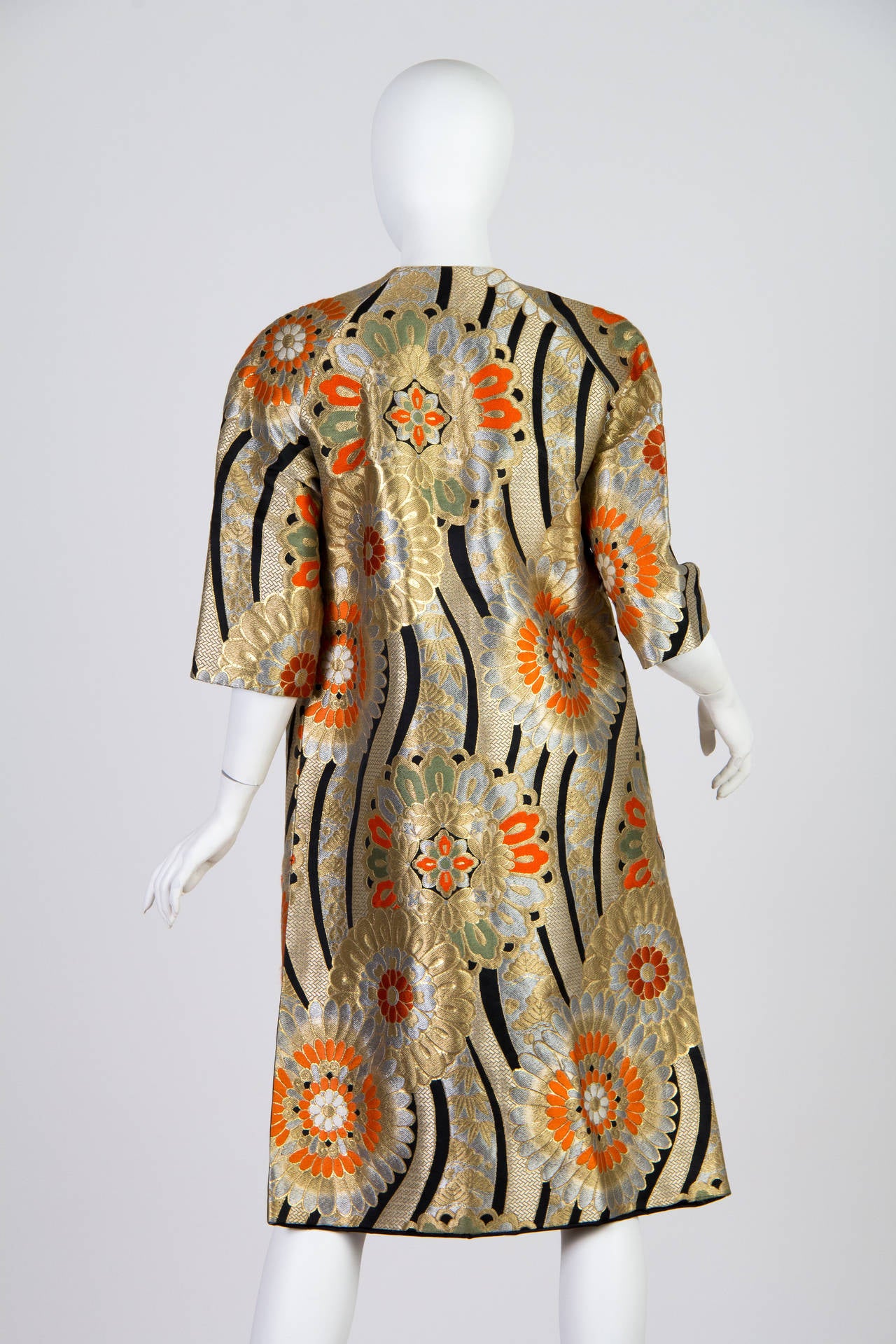 1960s Coat Made from Gold Shōwa Era Japanese Obi Fabric In Excellent Condition In New York, NY