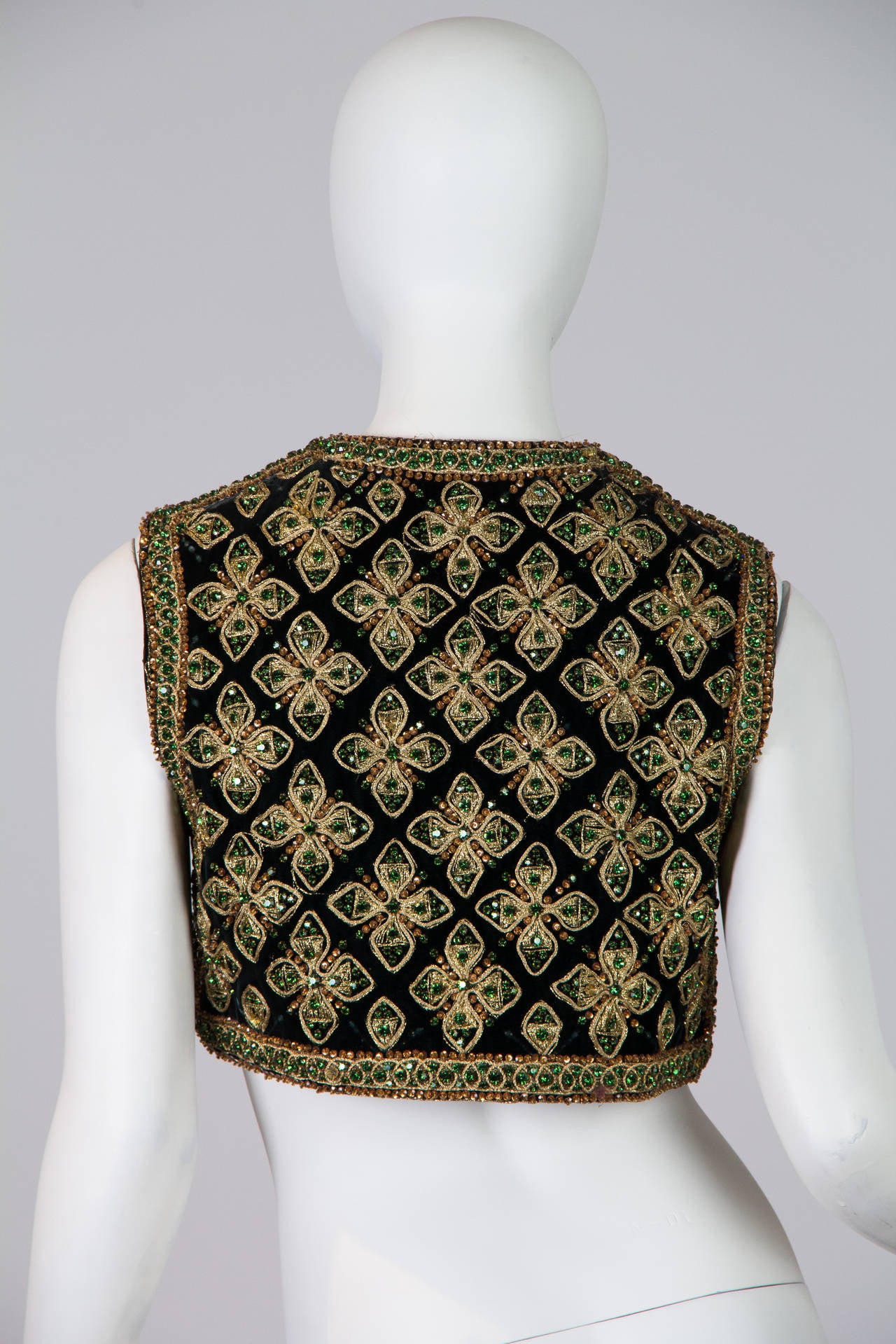 1960s Jeweled Velvet Marie McCarthy for Larry Aldrich Vest In Good Condition In New York, NY
