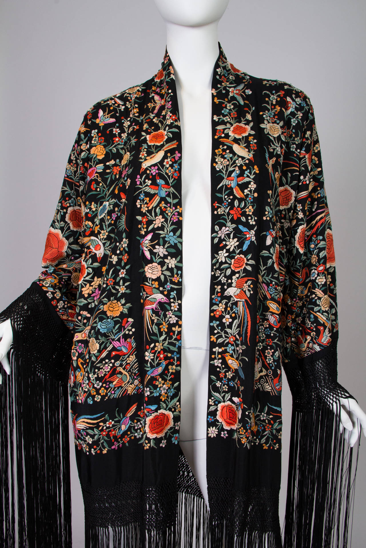 1920s Embroidered Piano Shawl Kimono at 1stDibs | 1920s piano shawl